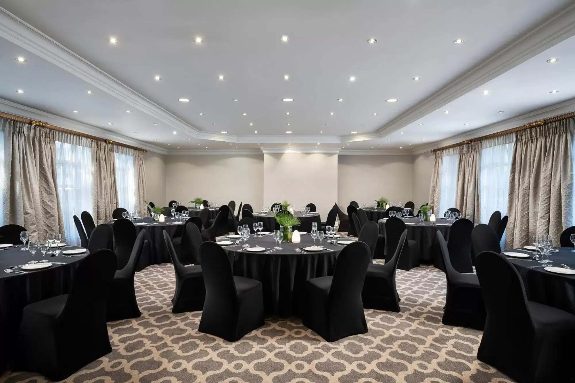 Banquet/Function facilities, Banquet Facilities in Premier Hotel Quatermain