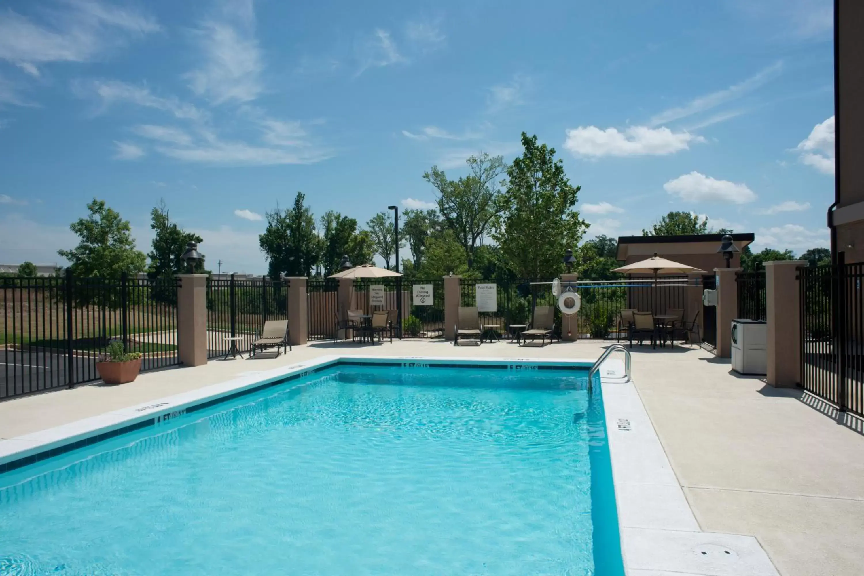 Property building, Swimming Pool in Holiday Inn Express Hotel & Suites Prattville South, an IHG Hotel