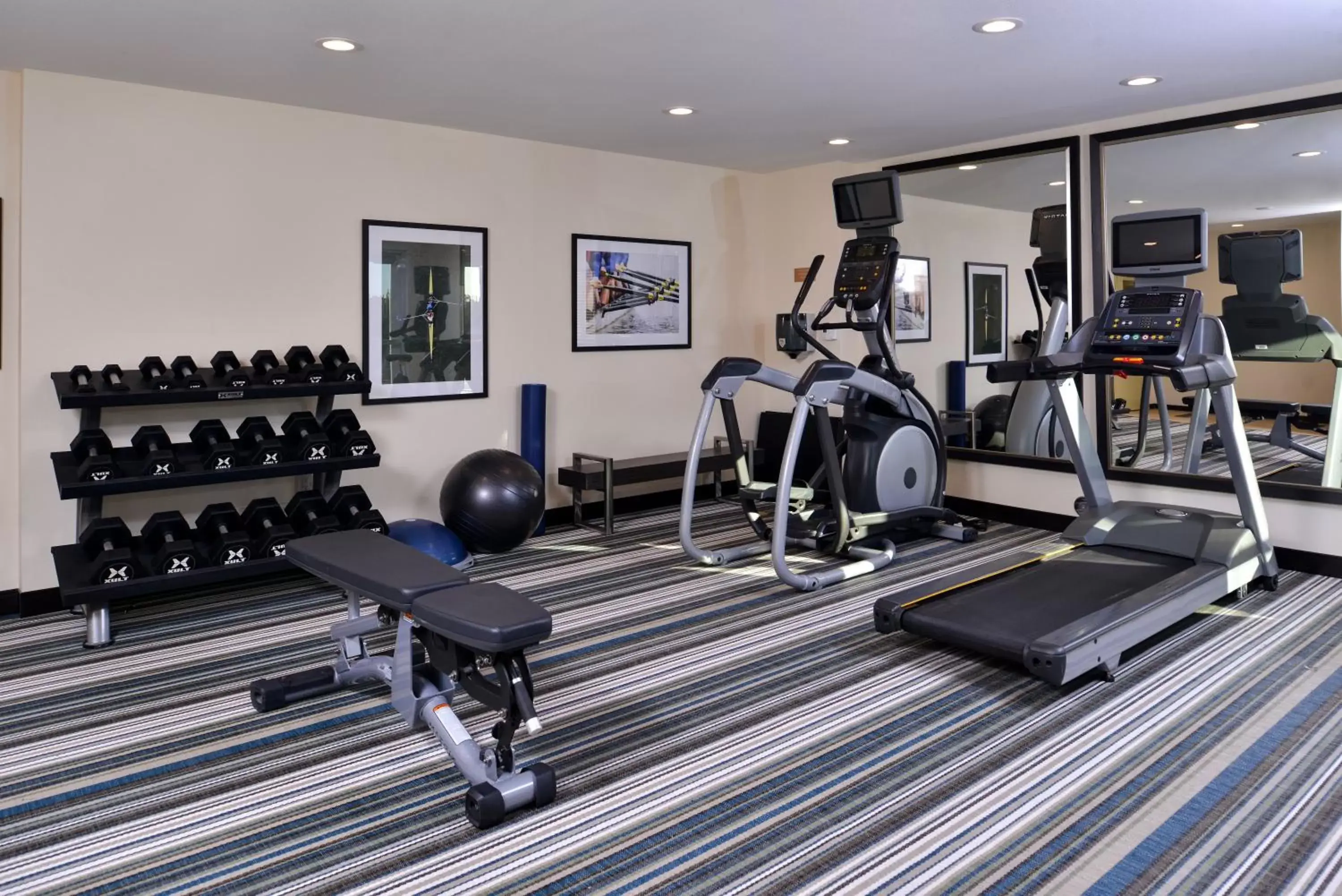 Fitness centre/facilities, Fitness Center/Facilities in Candlewood Suites - Lodi, an IHG Hotel