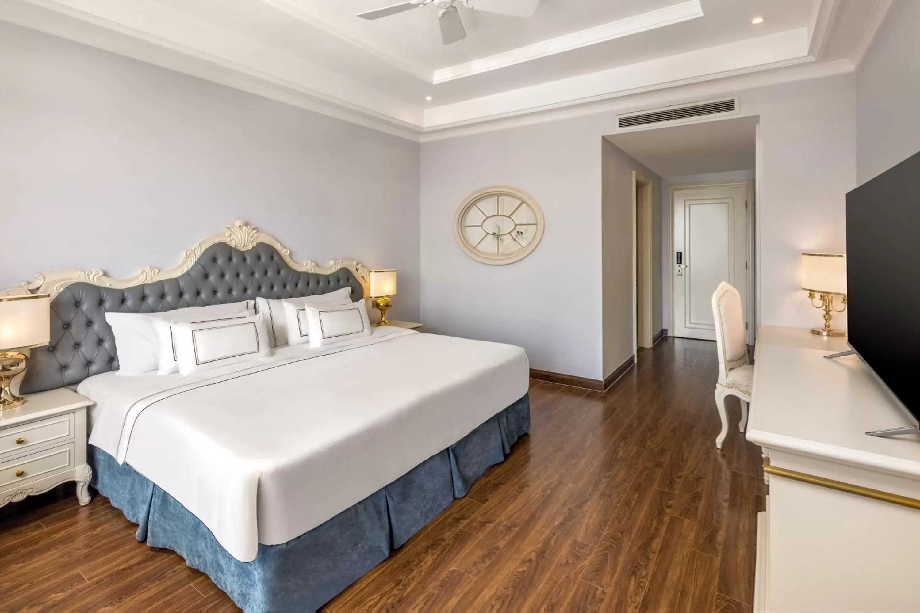 Bed in Melia Vinpearl Tay Ninh