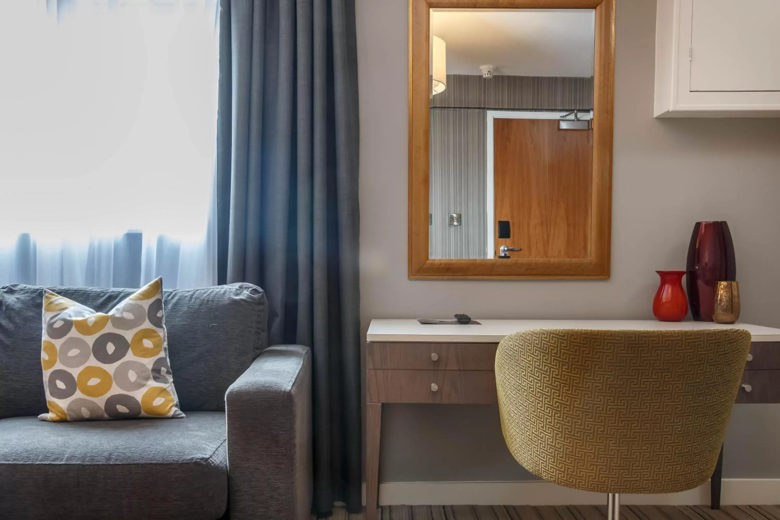 Living room, Seating Area in Samlesbury Hotel