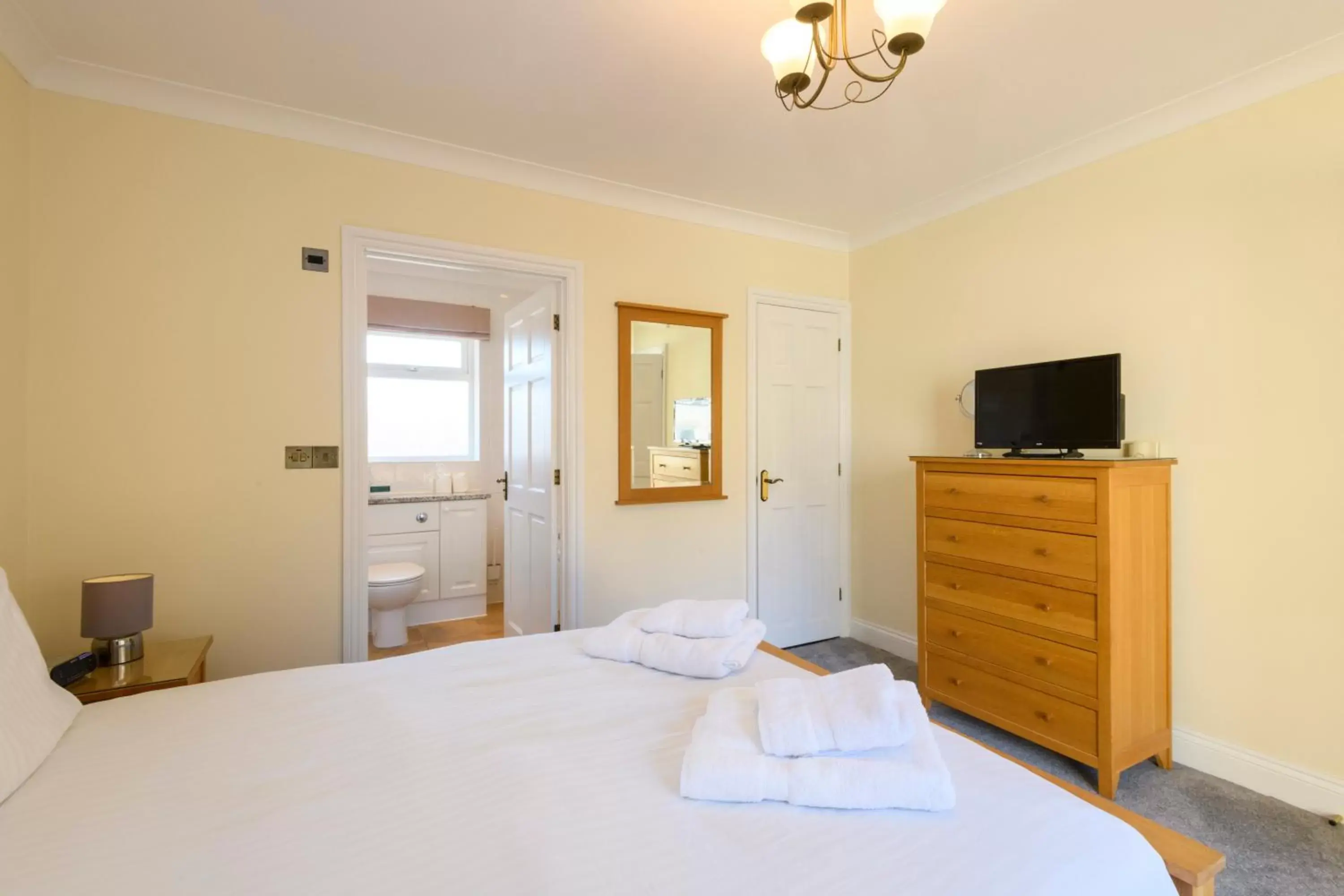 Bed in Porth Veor Manor Villas & Apartments