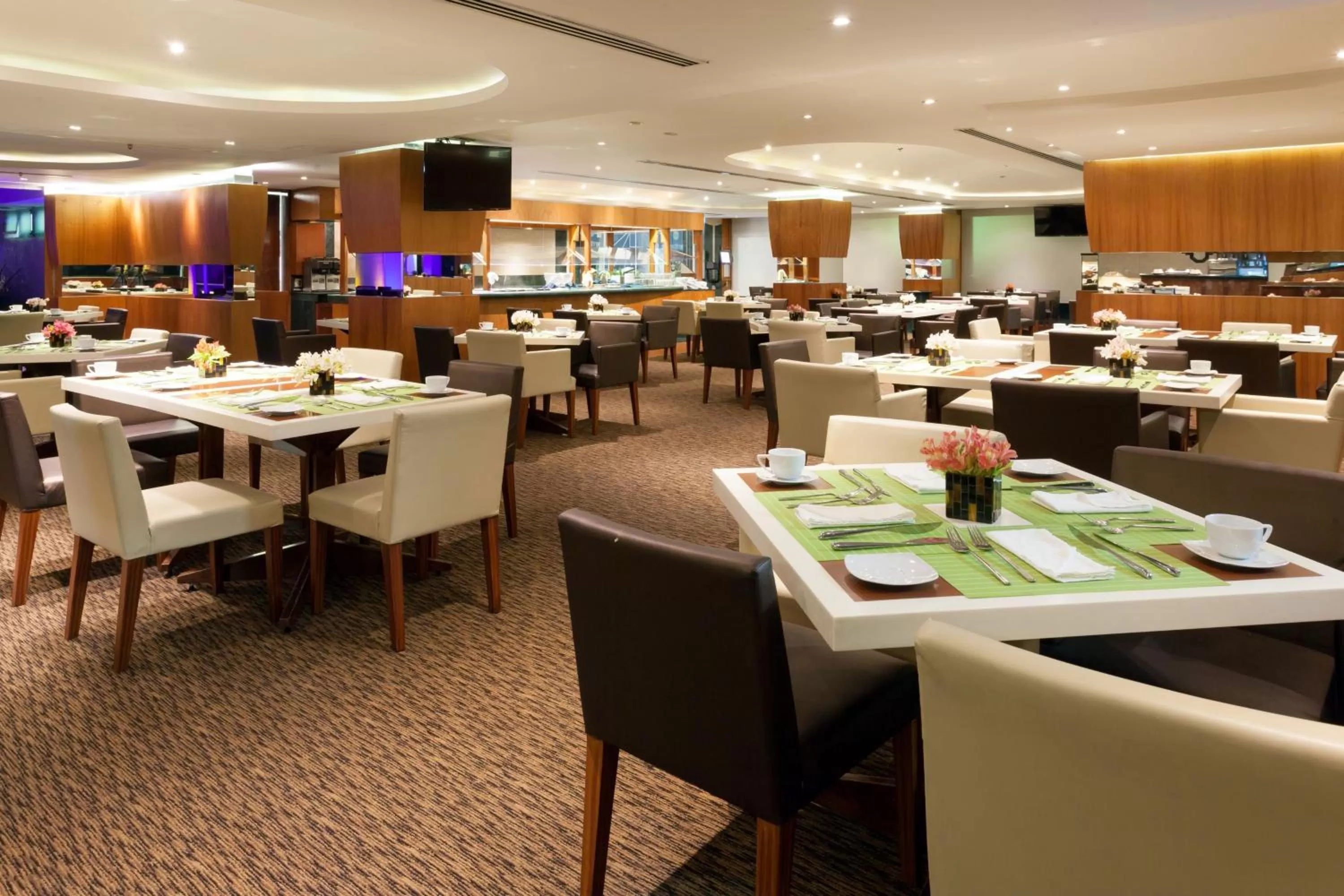 Restaurant/places to eat in Crowne Plaza Toluca - Lancaster by IHG