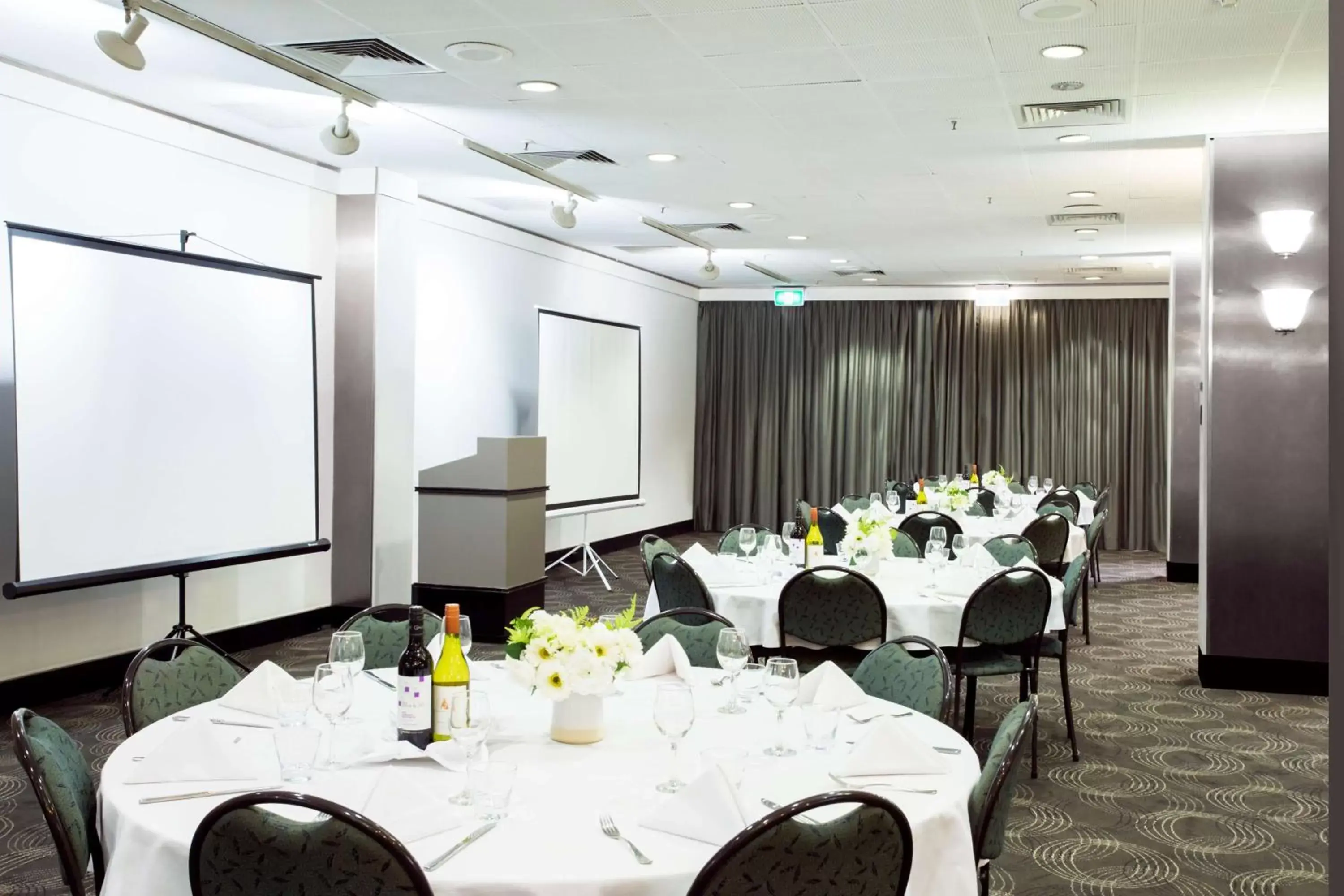 Banquet/Function facilities, Banquet Facilities in Metro Aspire Hotel Sydney
