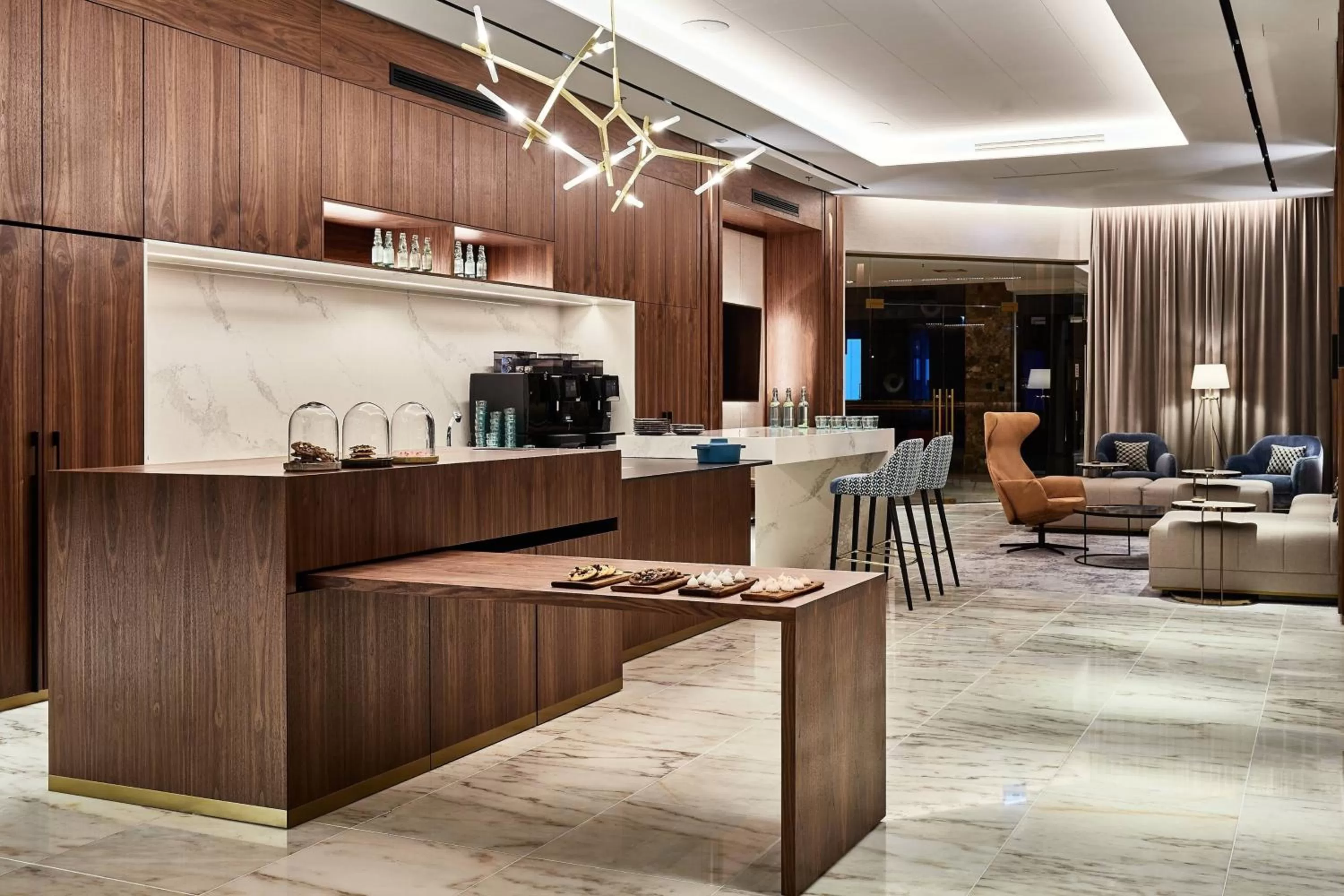 Lounge or bar in Warsaw Marriott Hotel