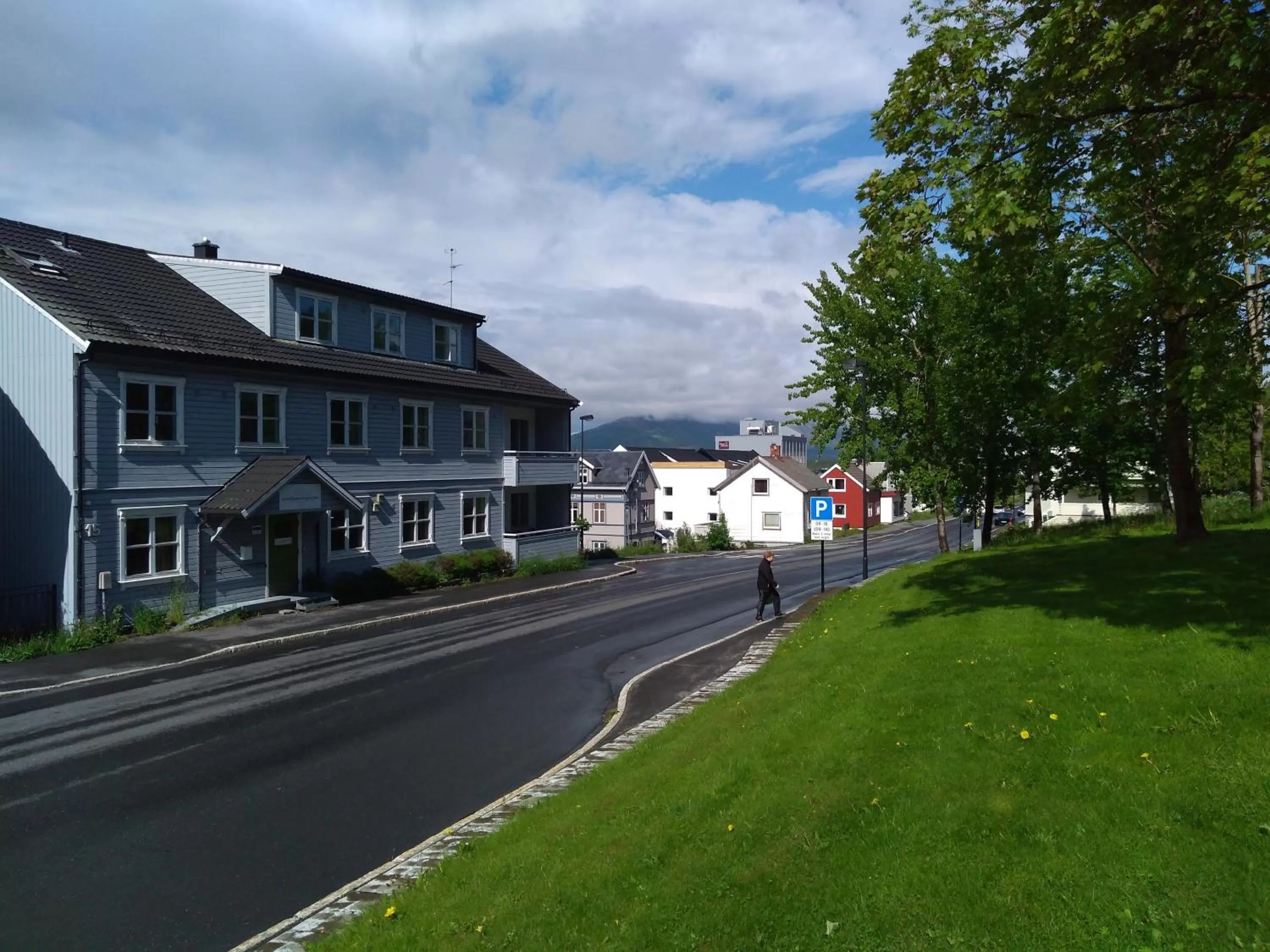 Property building in Sandnessjøen Overnatting