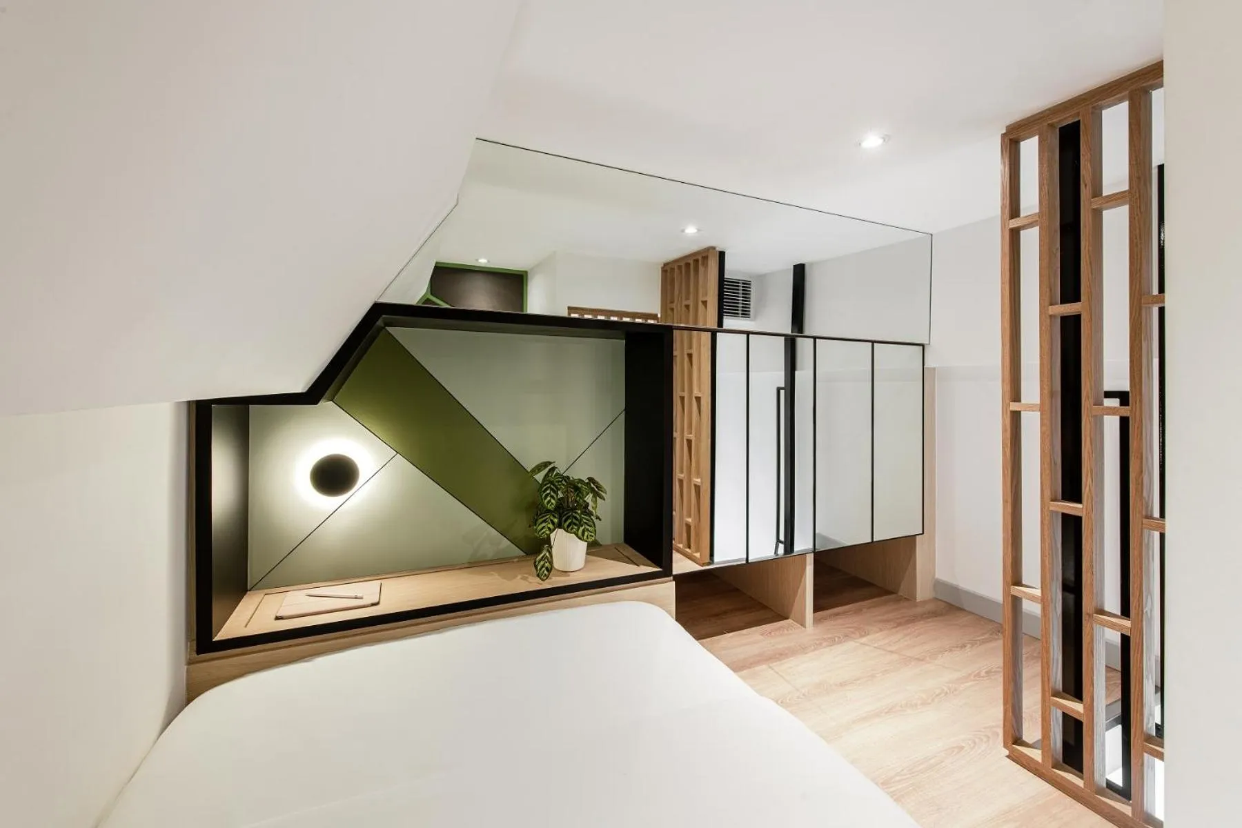 bunk bed, Bed in Komune Living