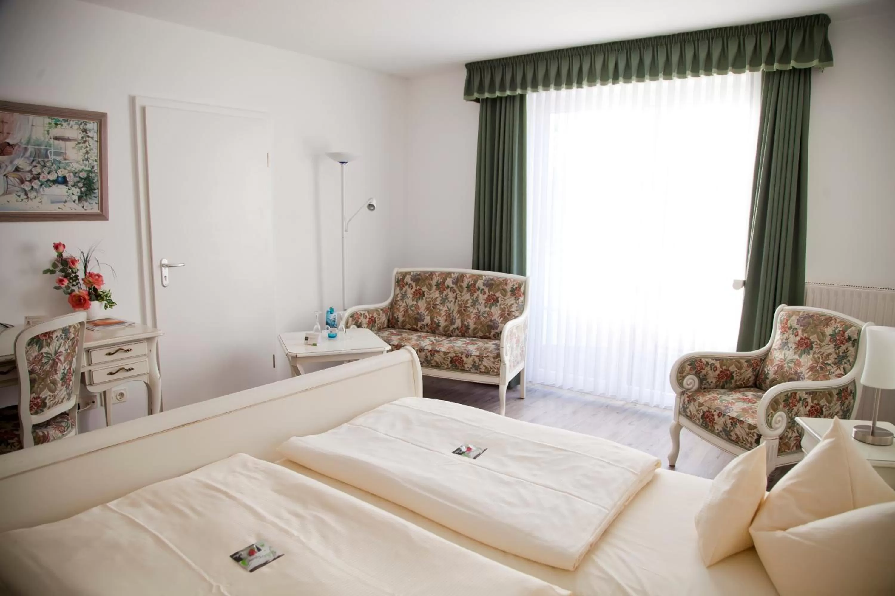 Photo of the whole room, Bed in Flair Hotel Reuner