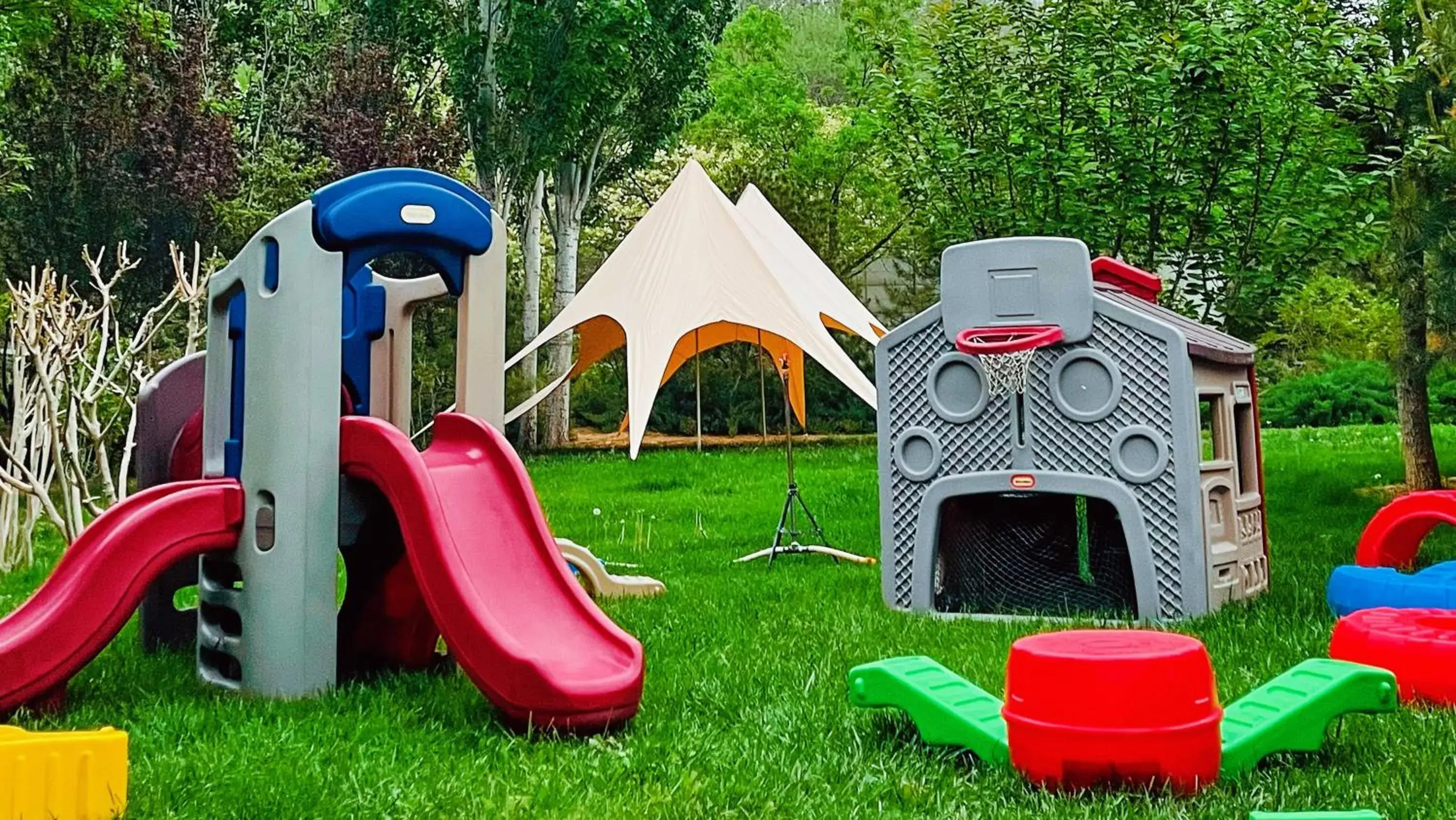 Fitness centre/facilities, Children's Play Area in Holiday Inn Beijing Shijingshan Parkview, an IHG Hotel