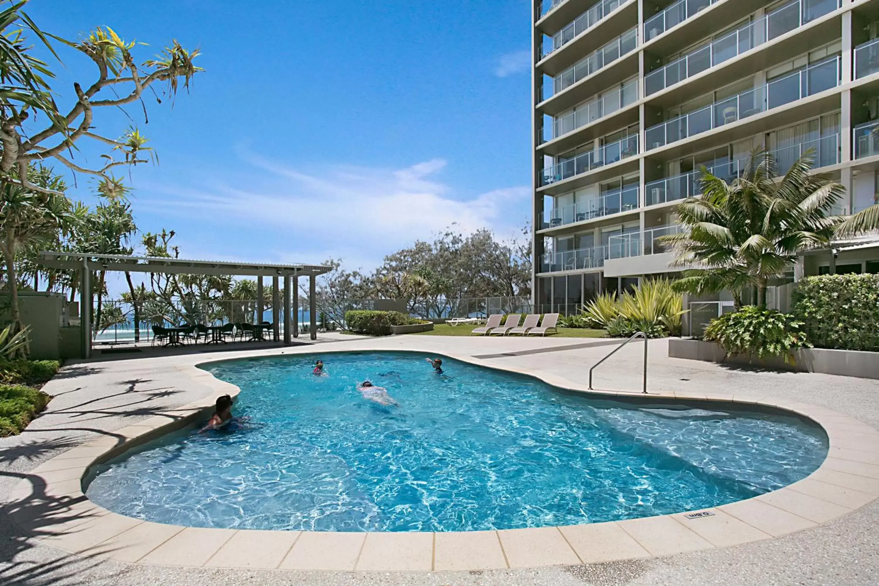 Property building, Swimming Pool in One The Esplanade Apartments on Surfers Paradise