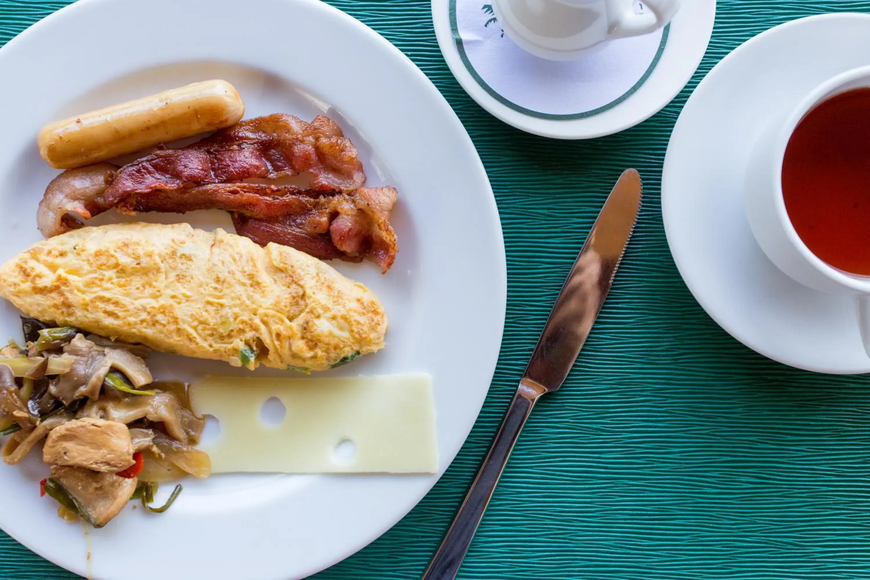 Food and drinks in Andaman White Beach Resort - SHA Plus Food and drinks in Andaman White Beach Resort - SHA Plus