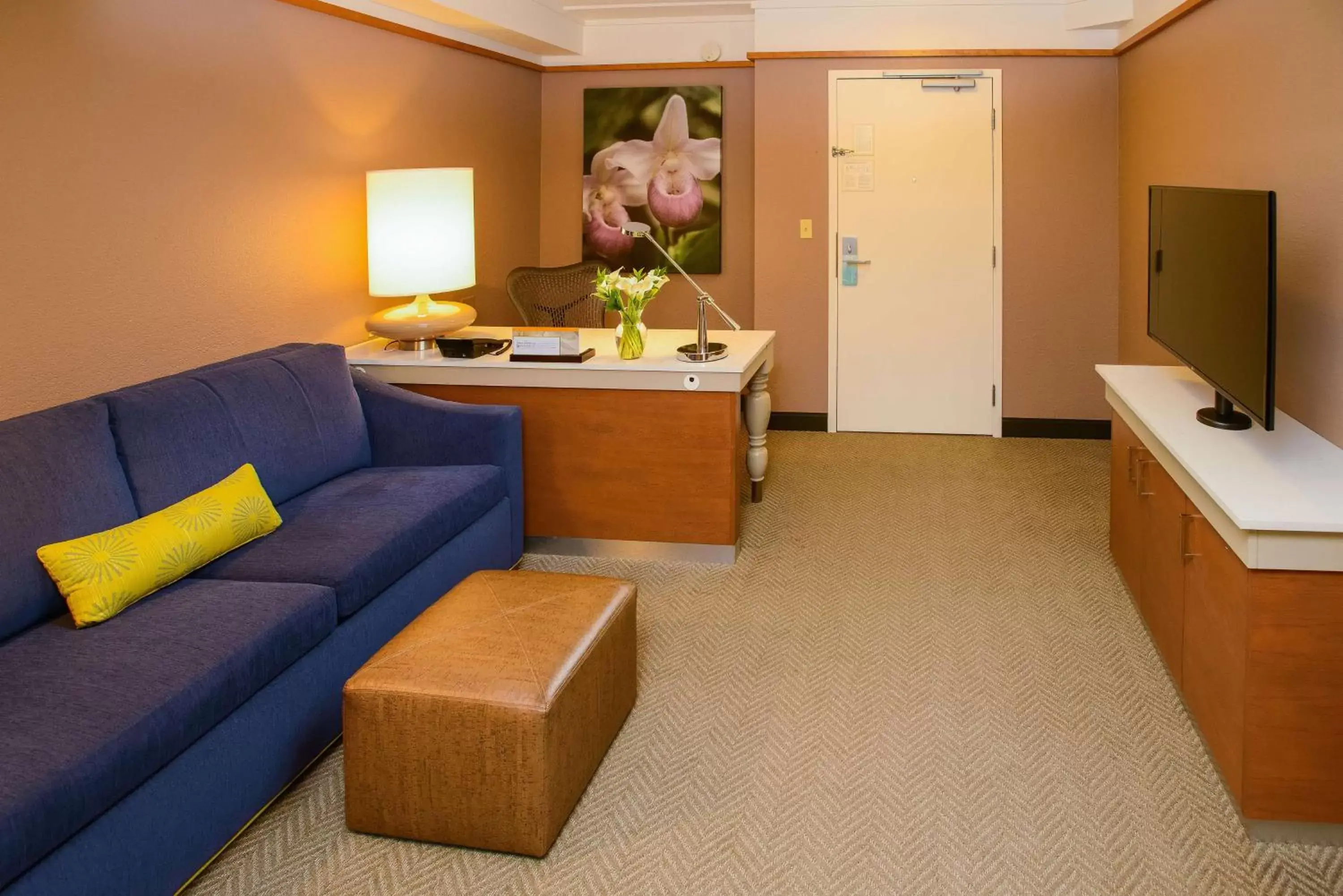 Bedroom, Seating Area in Hilton Garden Inn Rochester Downtown