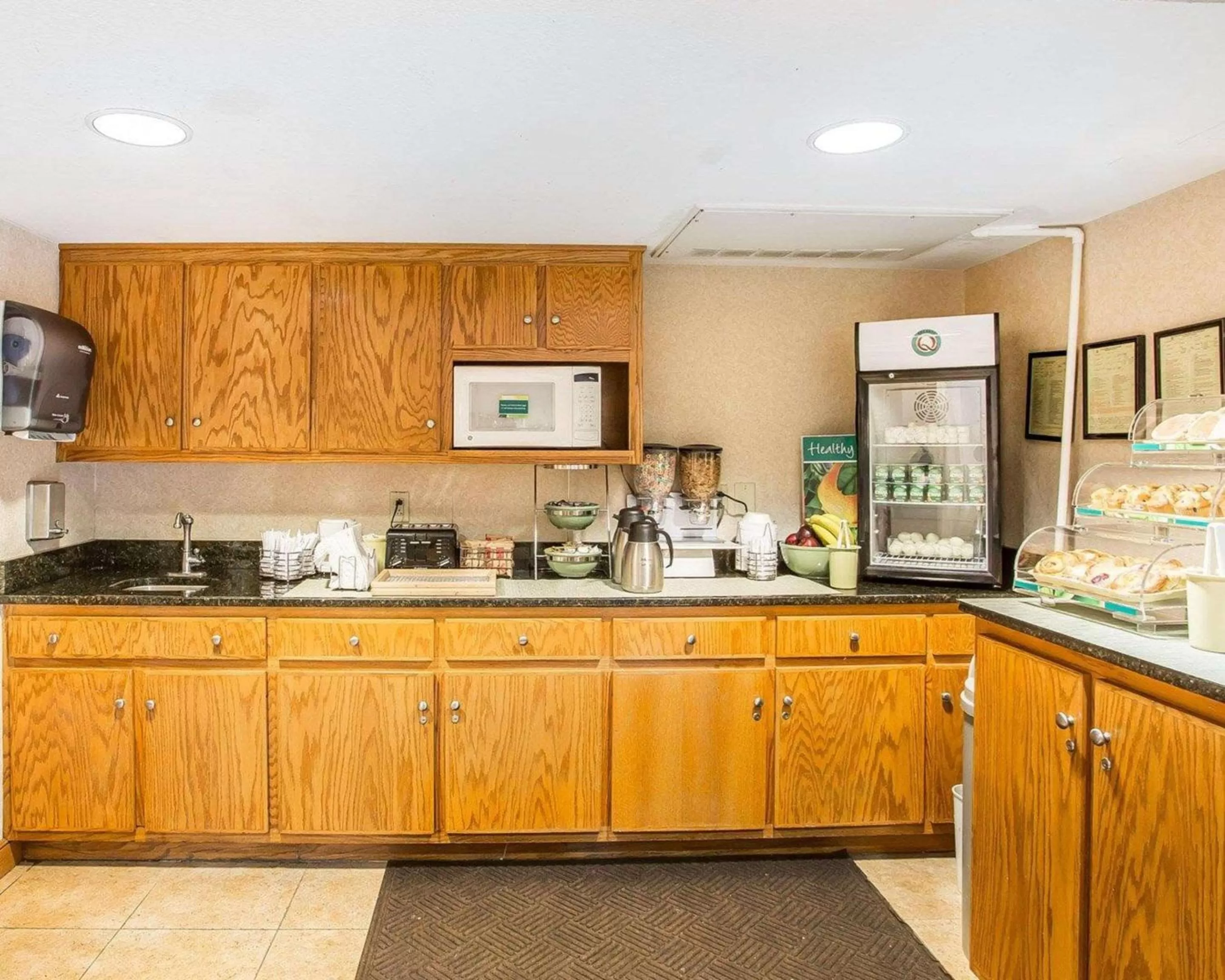 Restaurant/places to eat, Kitchen/Kitchenette in Quality Inn & Suites Mt. Juliet