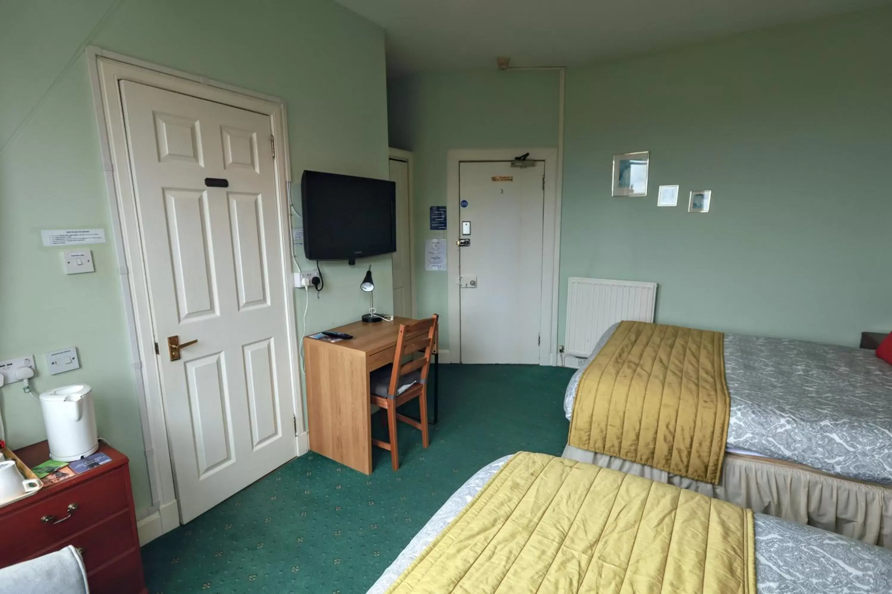 Bedroom in Airdenair Guest House