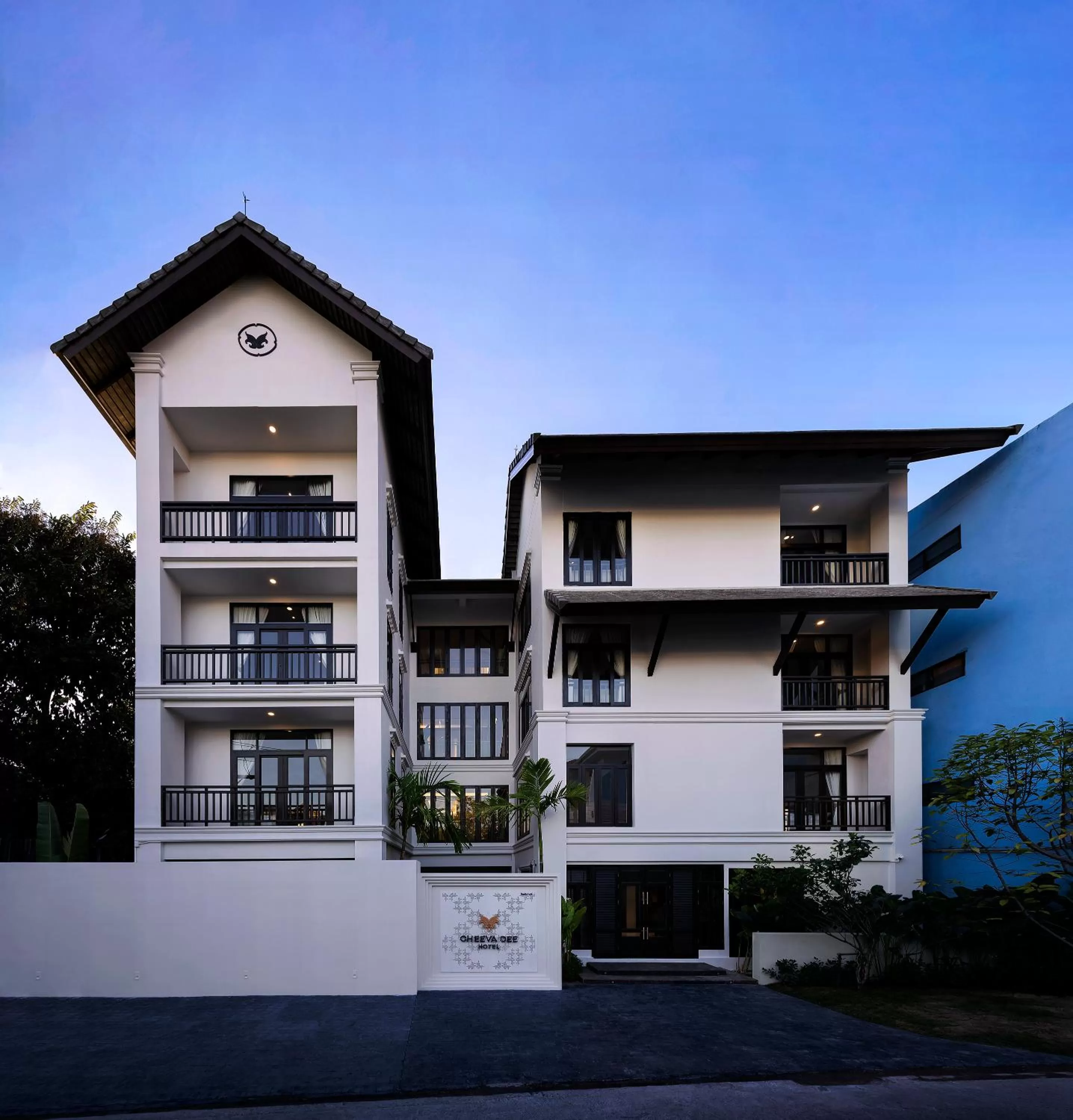 Property building in Cheeva Dee Hotel