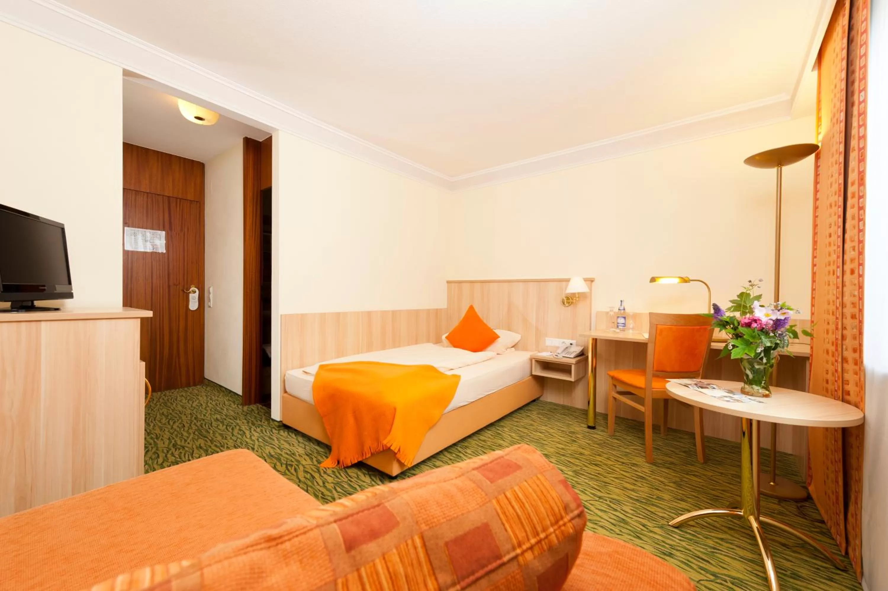 Photo of the whole room, Bed in Akzent Hotel Restaurant Hirsch