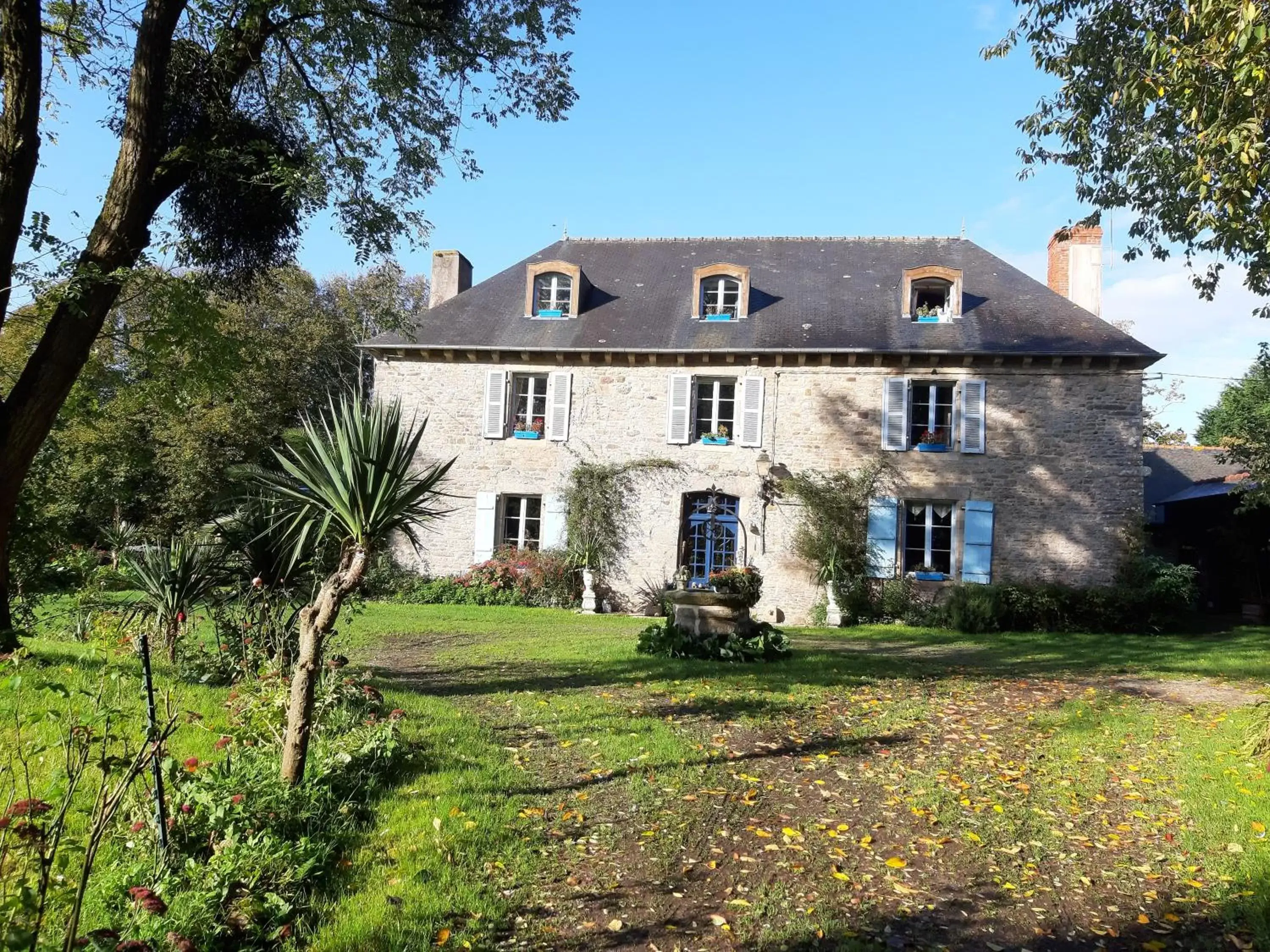 Facade/entrance, Property Building in Manoir de la Peignie