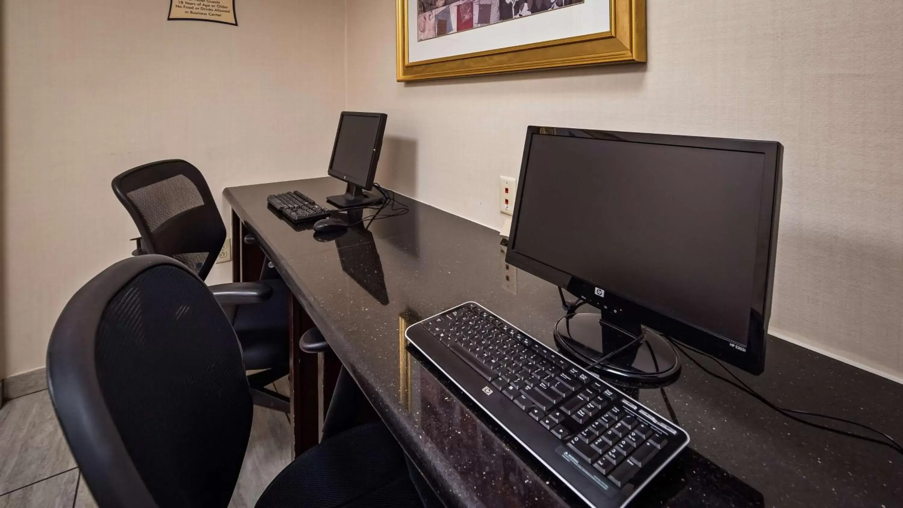 On site, Business Area/Conference Room in Best Western Plus Reading Inn & Suites