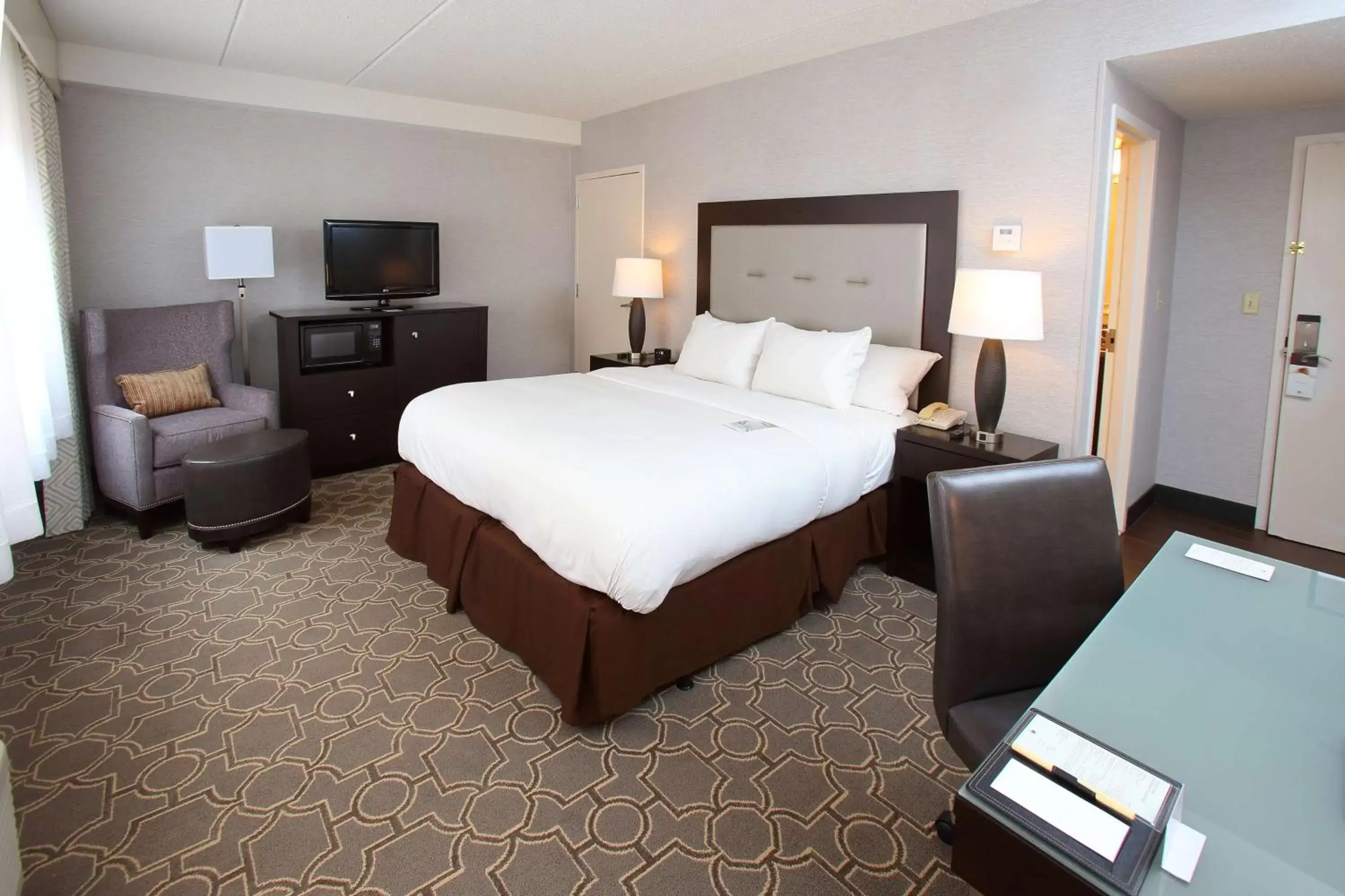 Bedroom in DoubleTree by Hilton Boston/Westborough