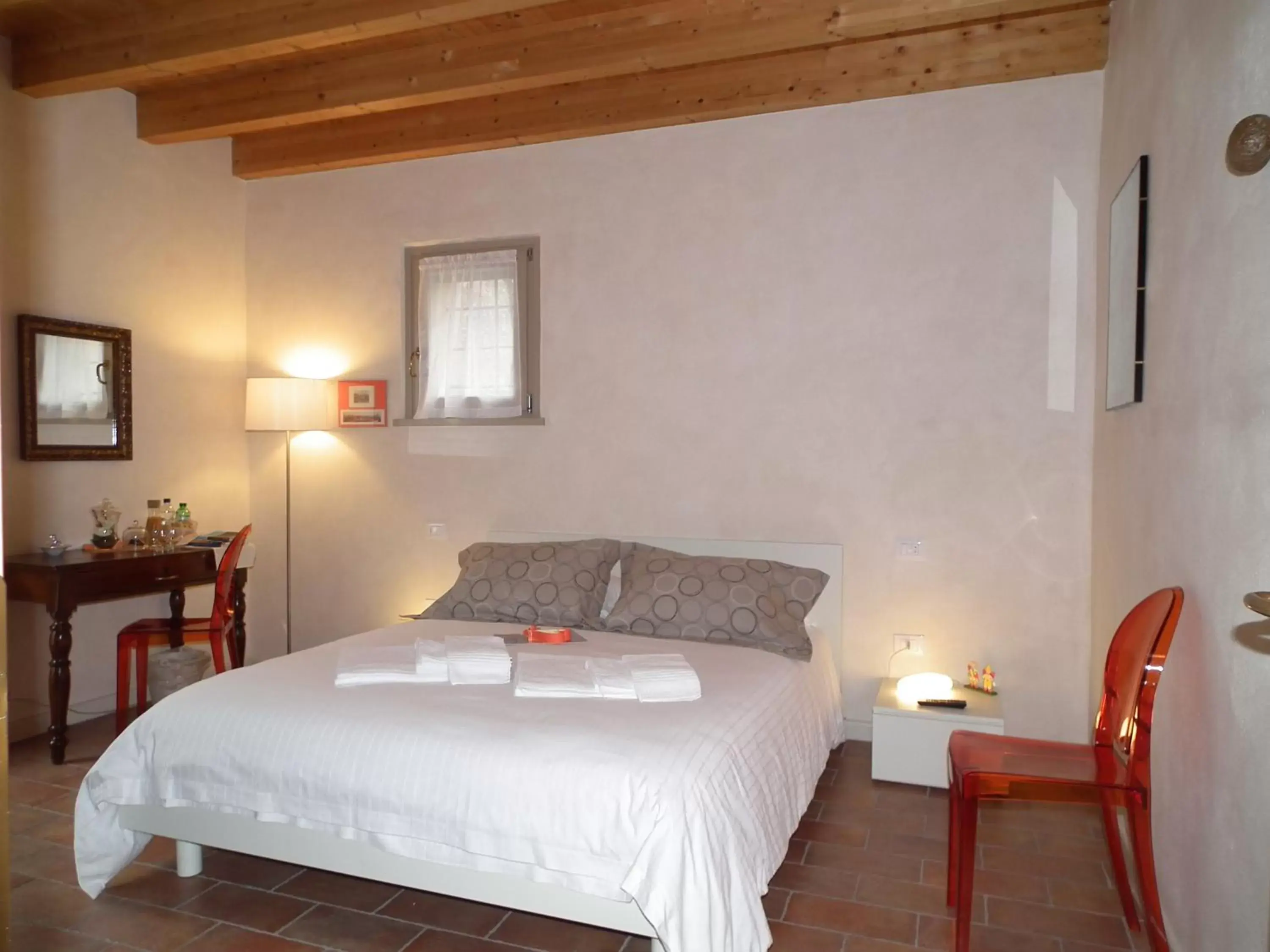 Bed in L'Isolo b&b e case vacanza