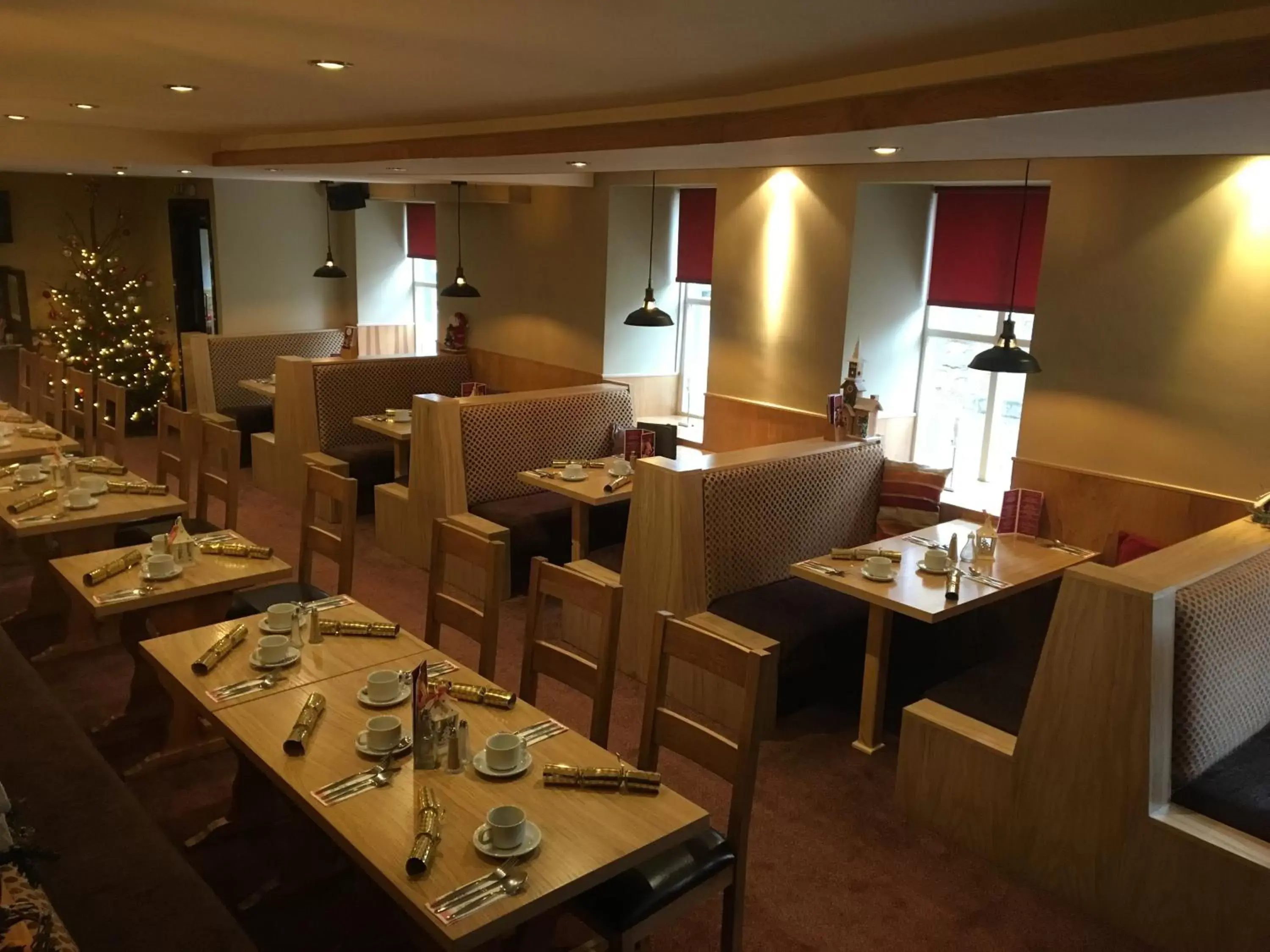 Restaurant/Places to Eat in Nithsdale Hotel