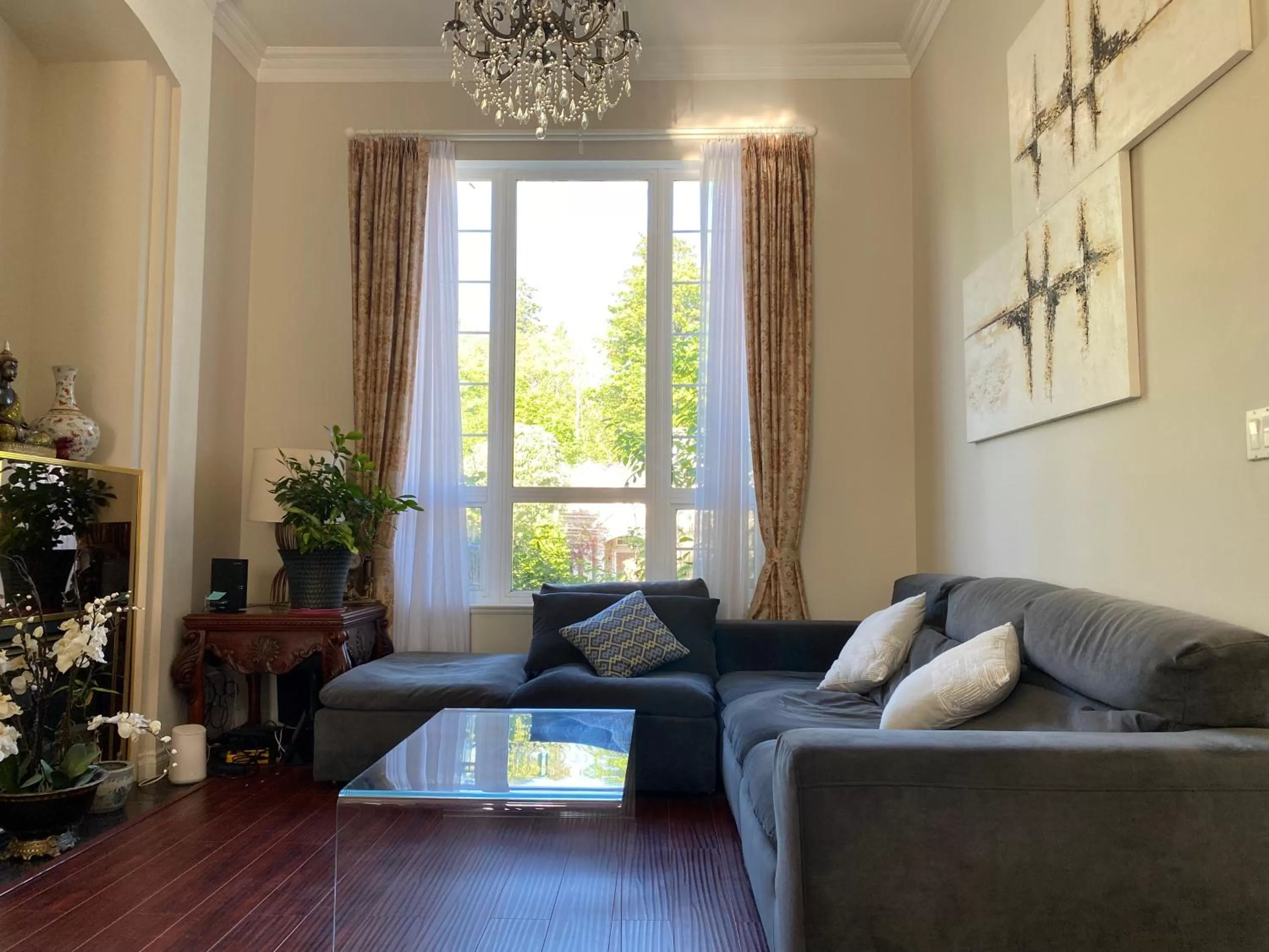 Living room, Seating Area in Jane's private rooms with shared washroom