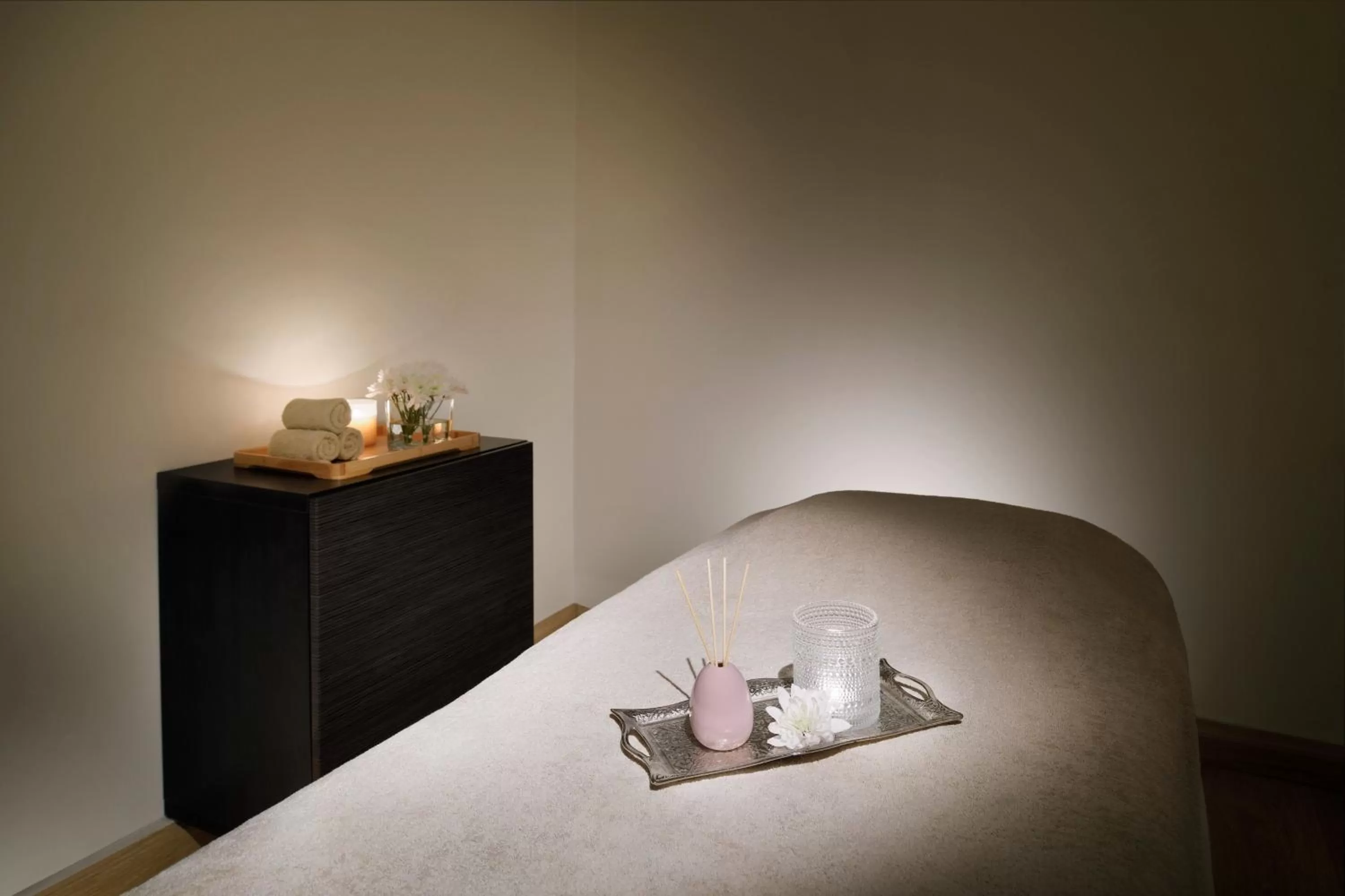 Spa and wellness centre/facilities, Bed in Crowne Plaza Riyadh Al Waha by IHG