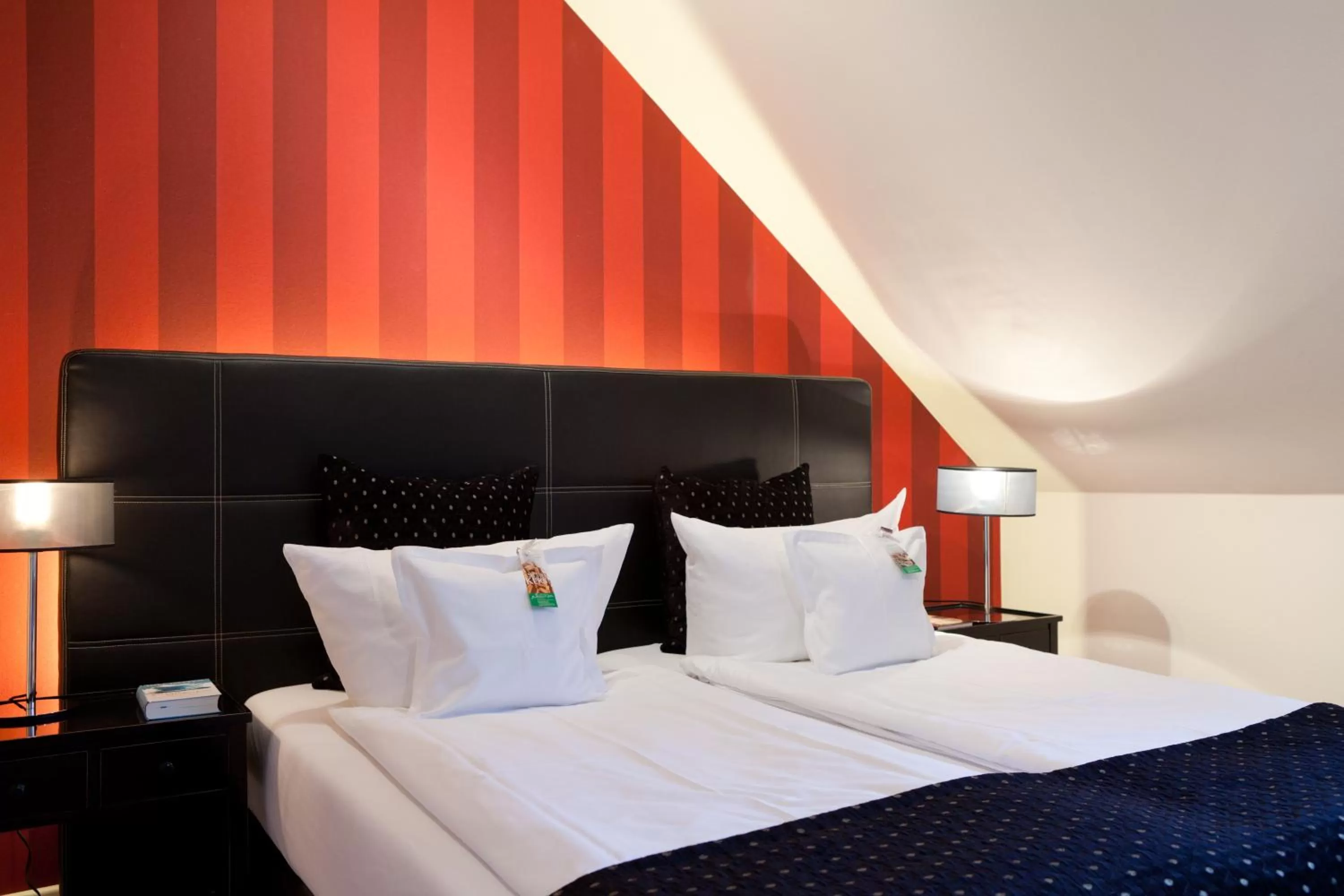 Bed in Hotel Zur Linde Dein Self Check In