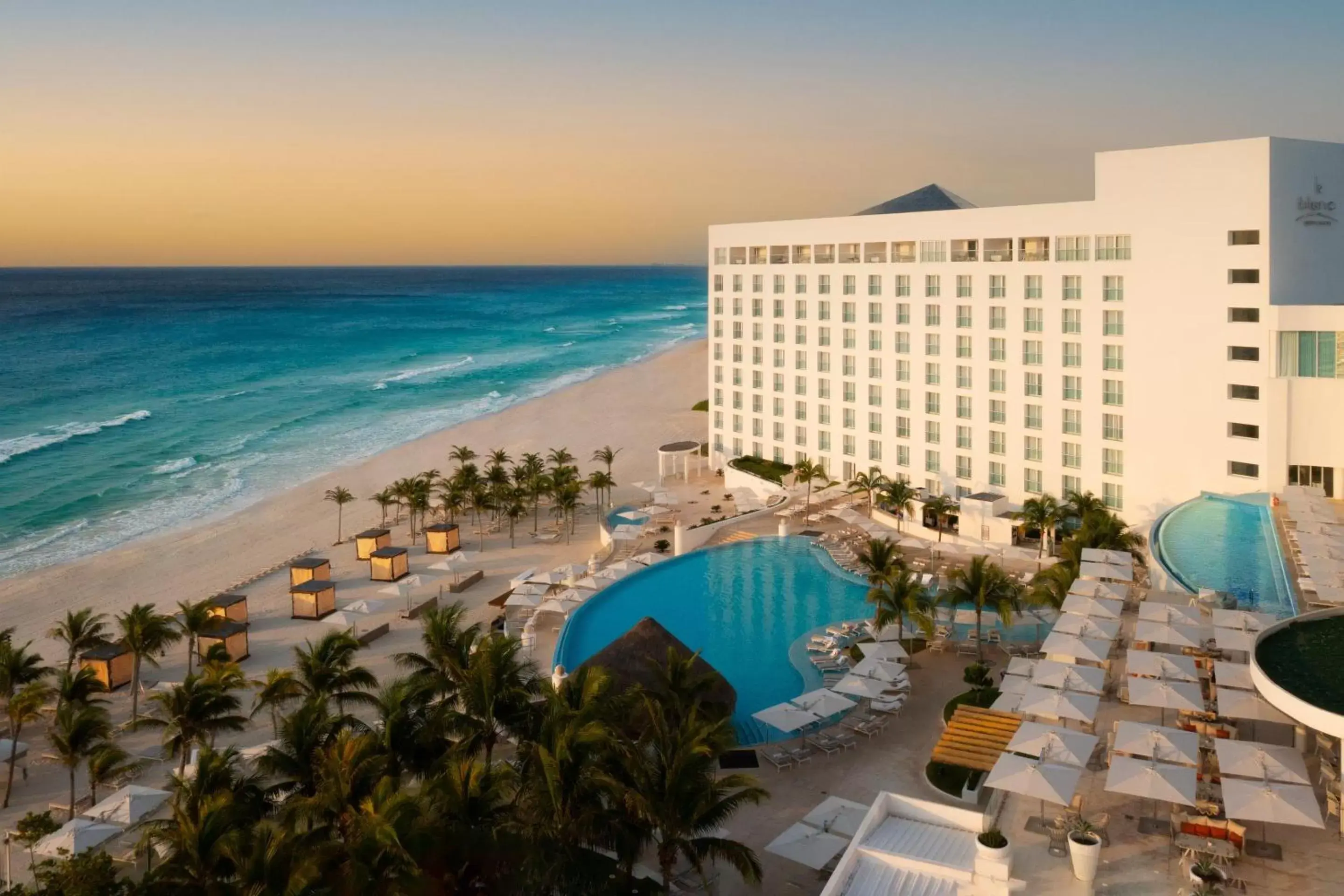 Property building, Pool View in Le Blanc Spa Resort Cancun Adults Only All-Inclusive