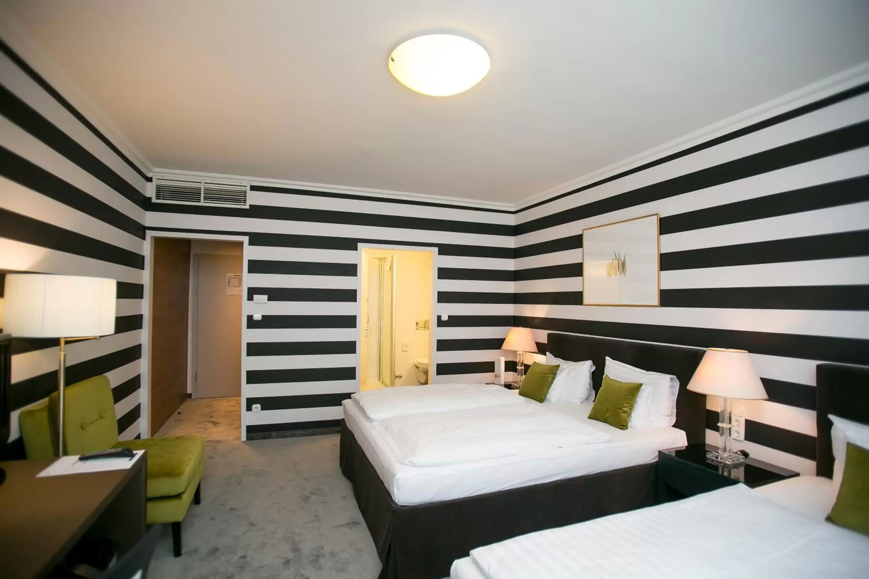 Photo of the whole room, Bed in Ambra Hotel