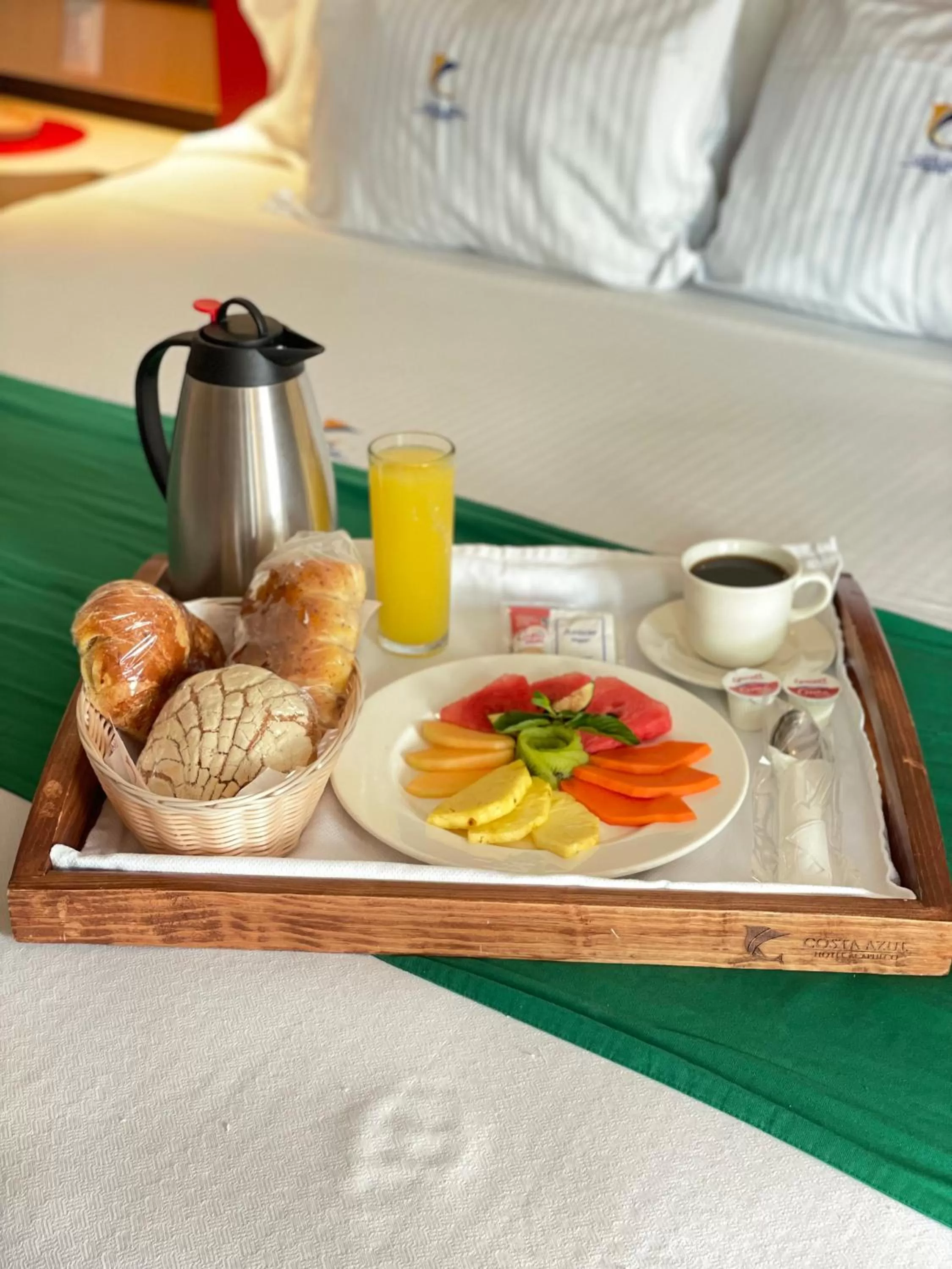 Breakfast, Bed in Hotel Costa Azul