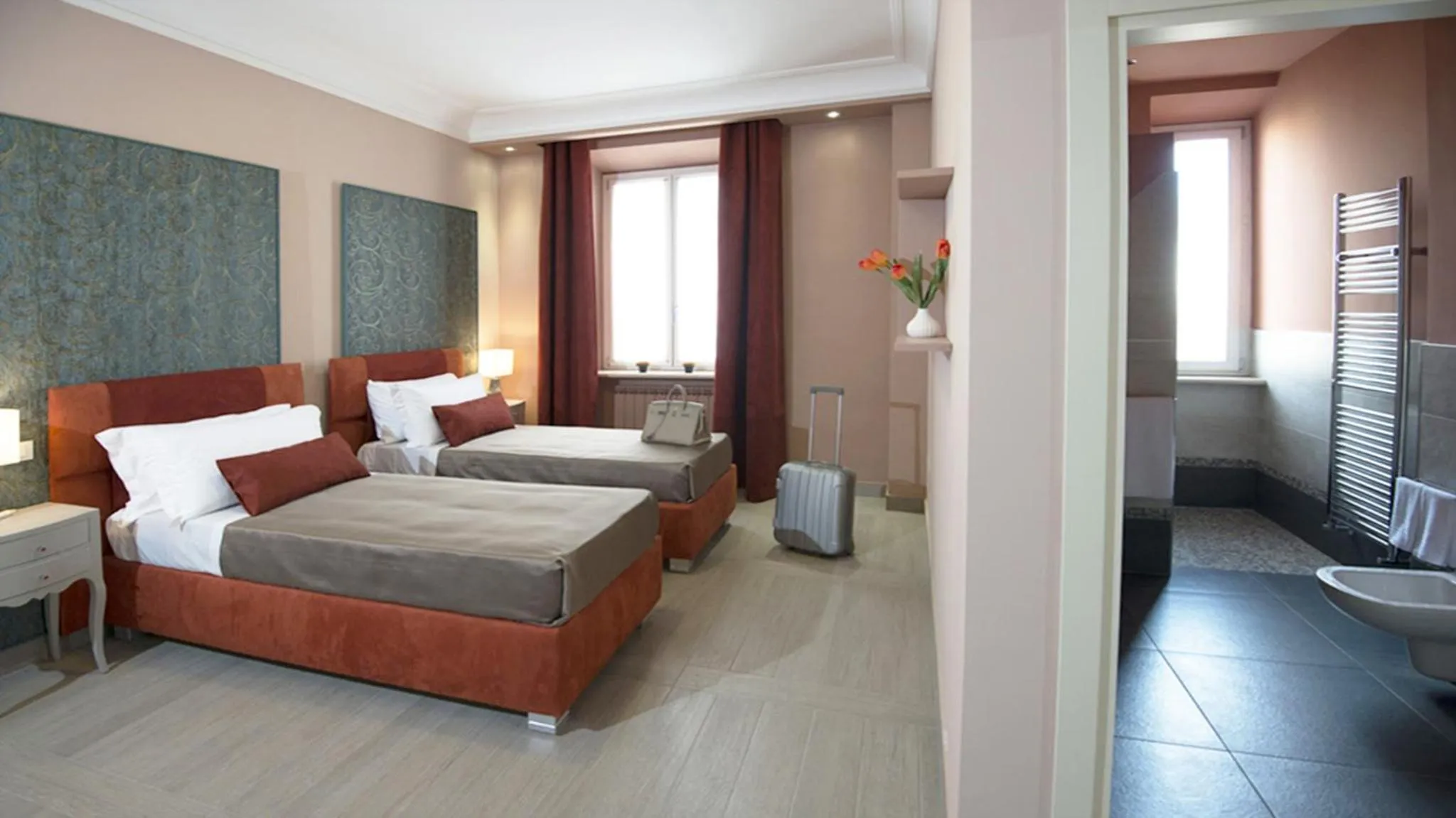 Bedroom in Halex room&food