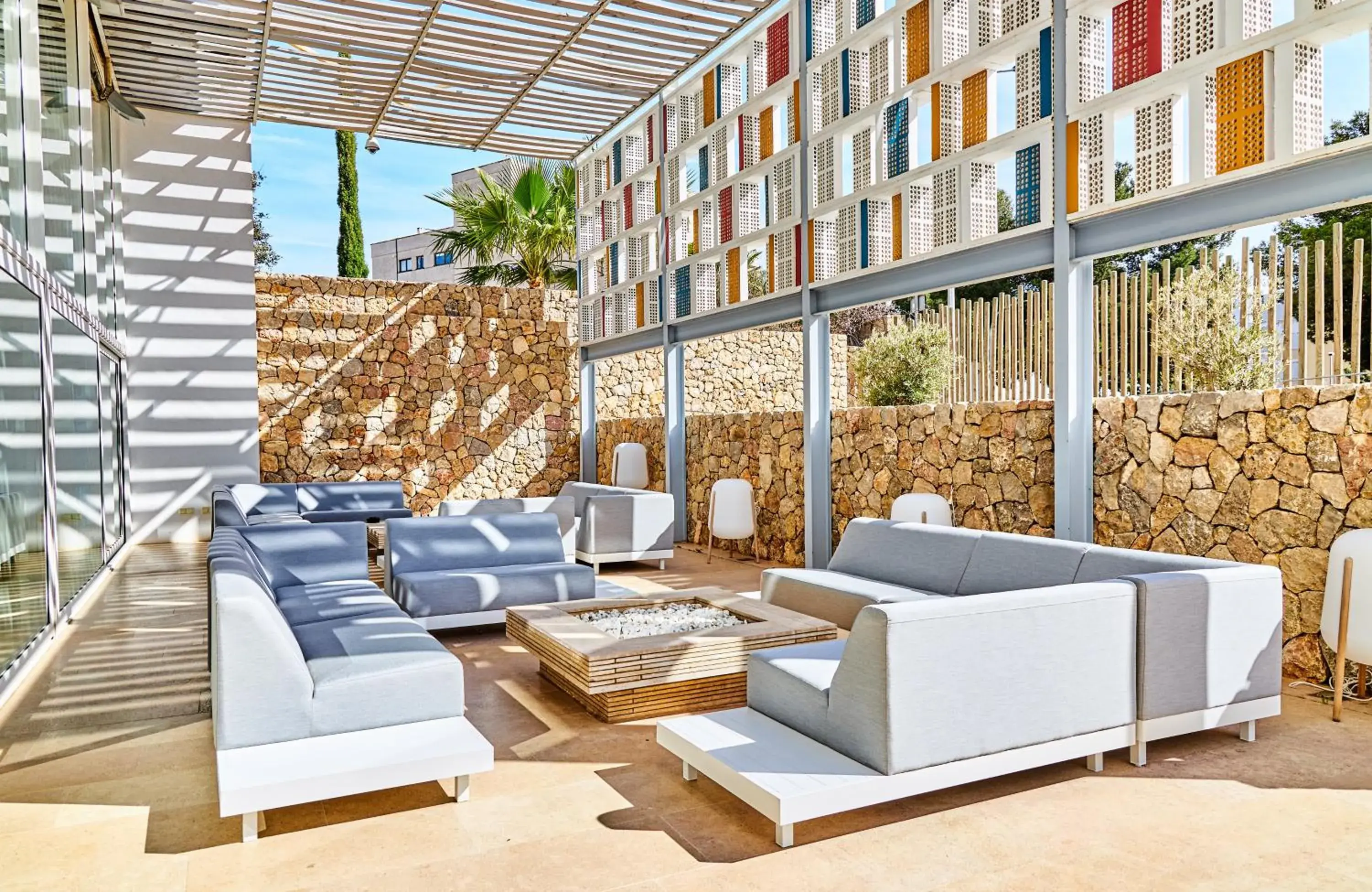 Area and facilities in Leonardo Boutique Hotel Mallorca Port Portals - Adults only