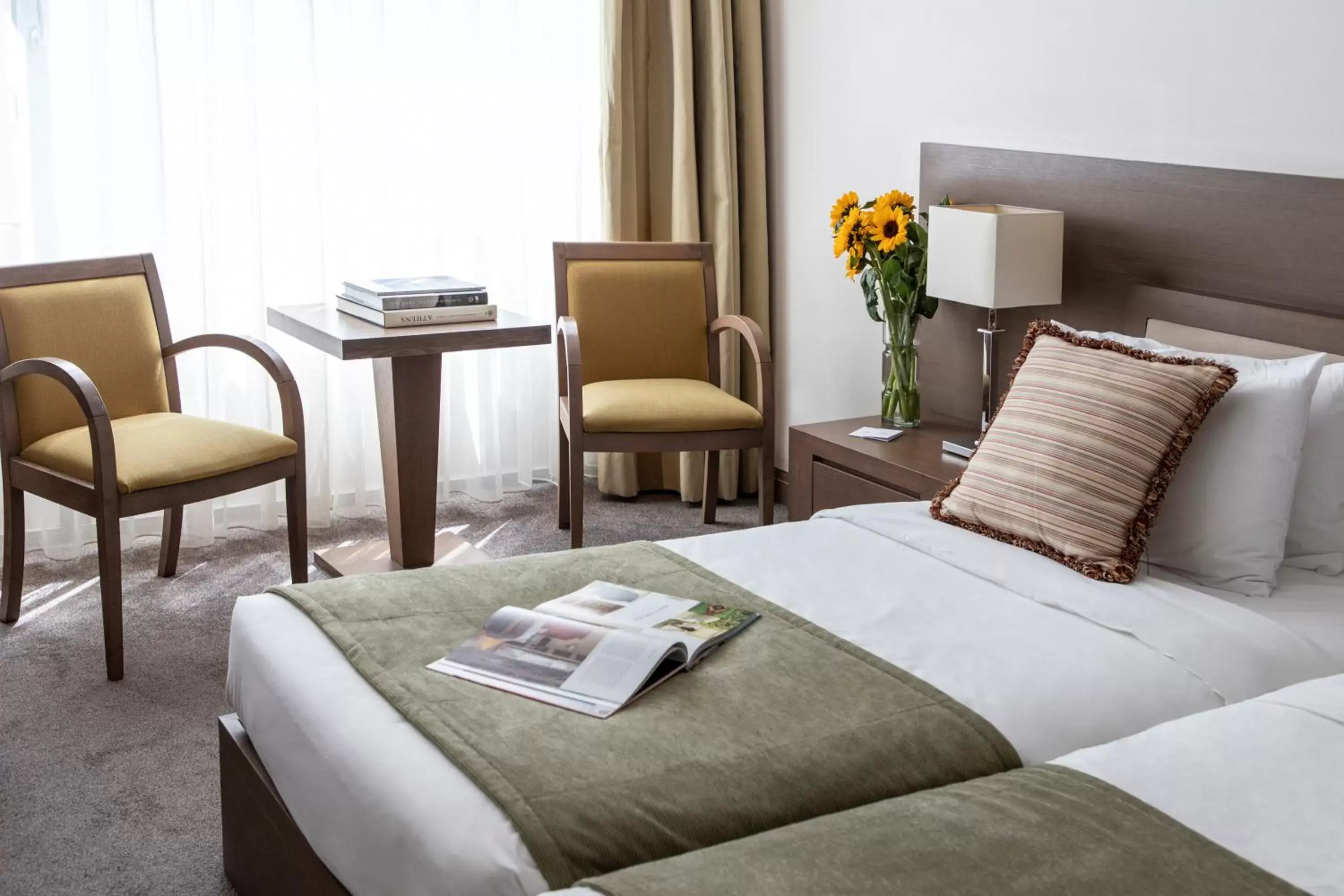 Bed in Amalia Hotel Athens