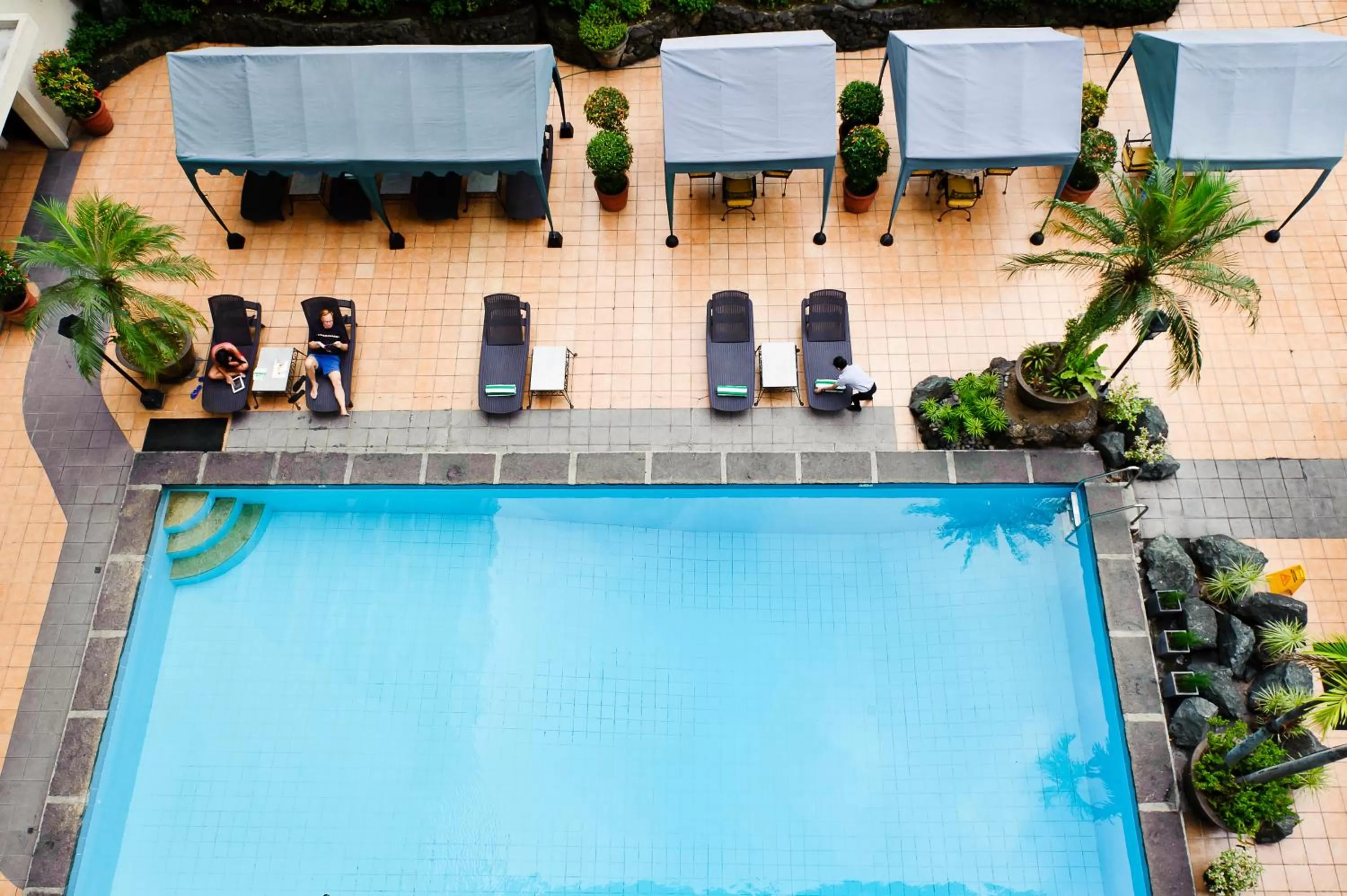 Swimming pool in Copacabana Apartment Hotel