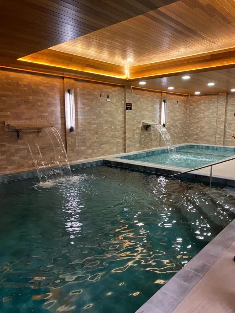 Swimming pool in Pousada Brombatti