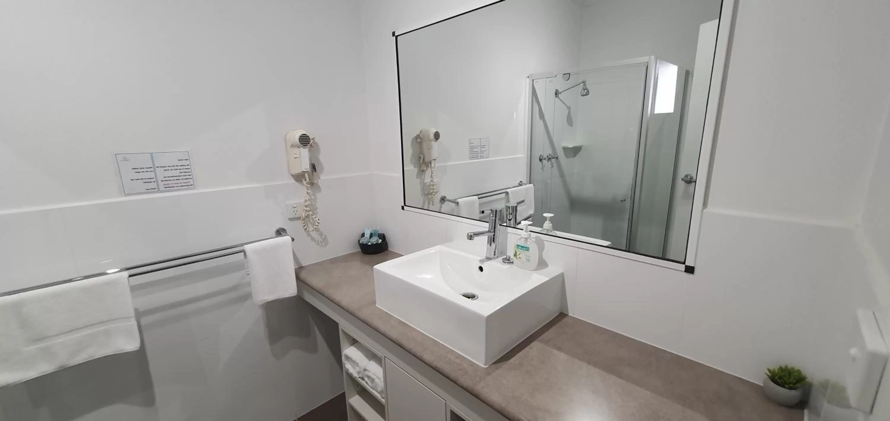 Centrepoint Motel Deniliquin