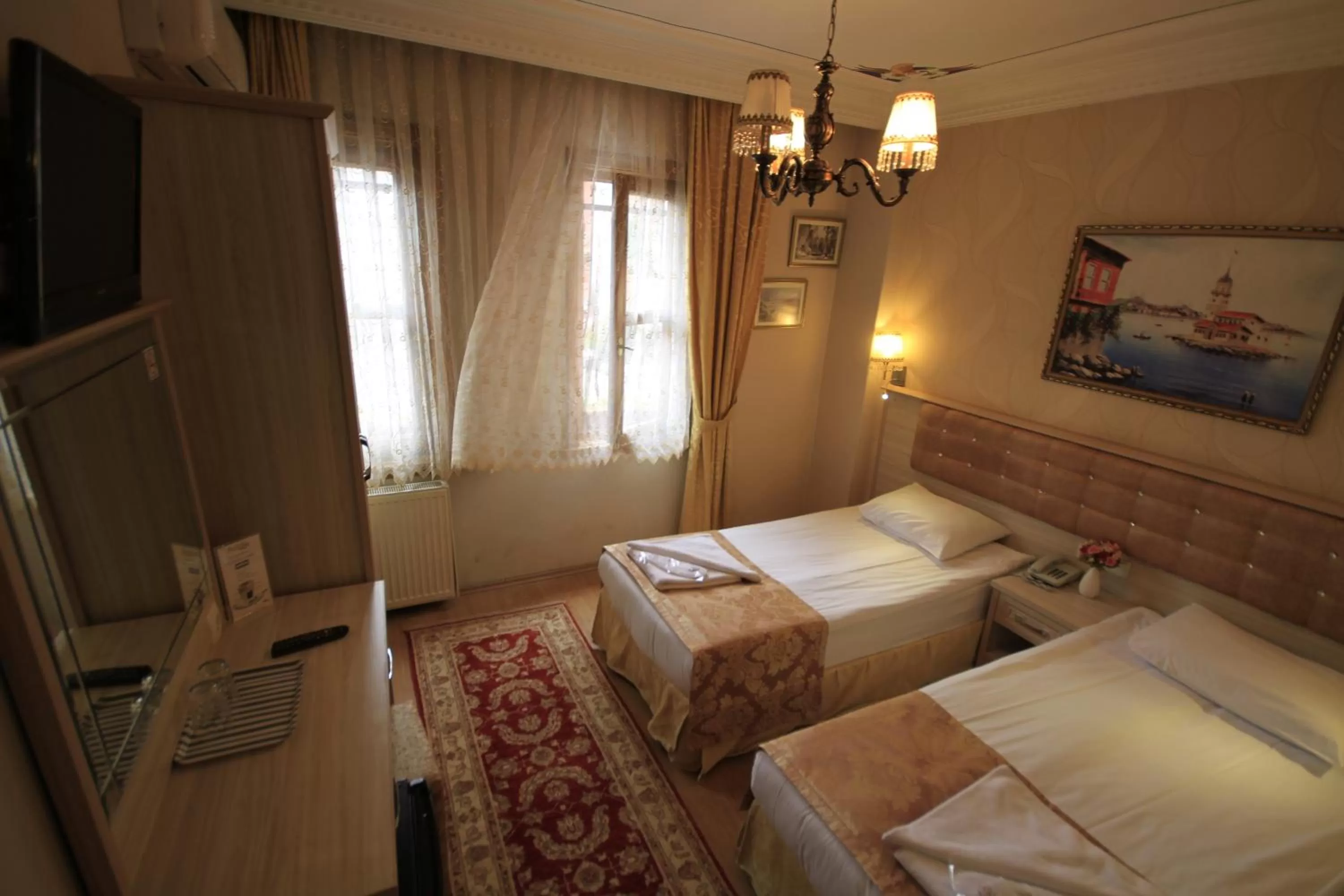 Bedroom, Bed in Hotel Tashkonak Istanbul