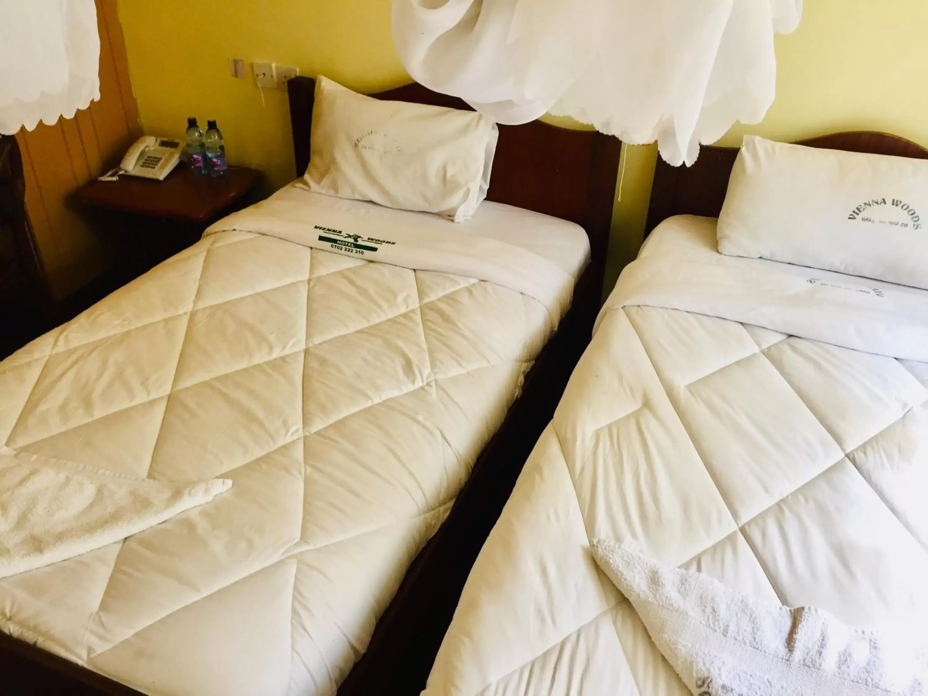 Superior Twin Room with Garden View in Vienna Woods Hotel Nakuru Superior Twin Room with Garden View in Vienna Woods Hotel Nakuru