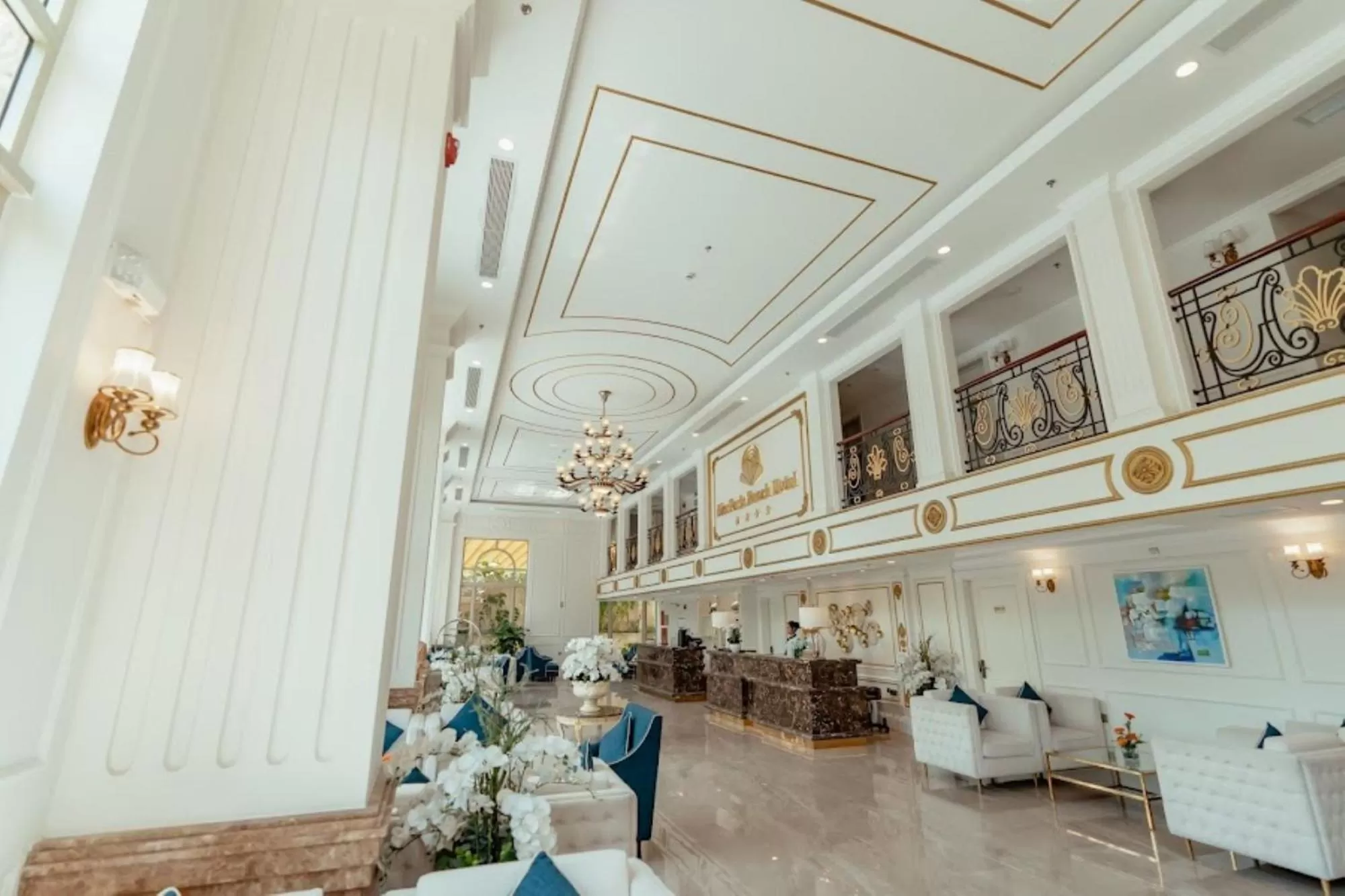 Property building, Restaurant/Places to Eat in MerPerle Beach Hotel