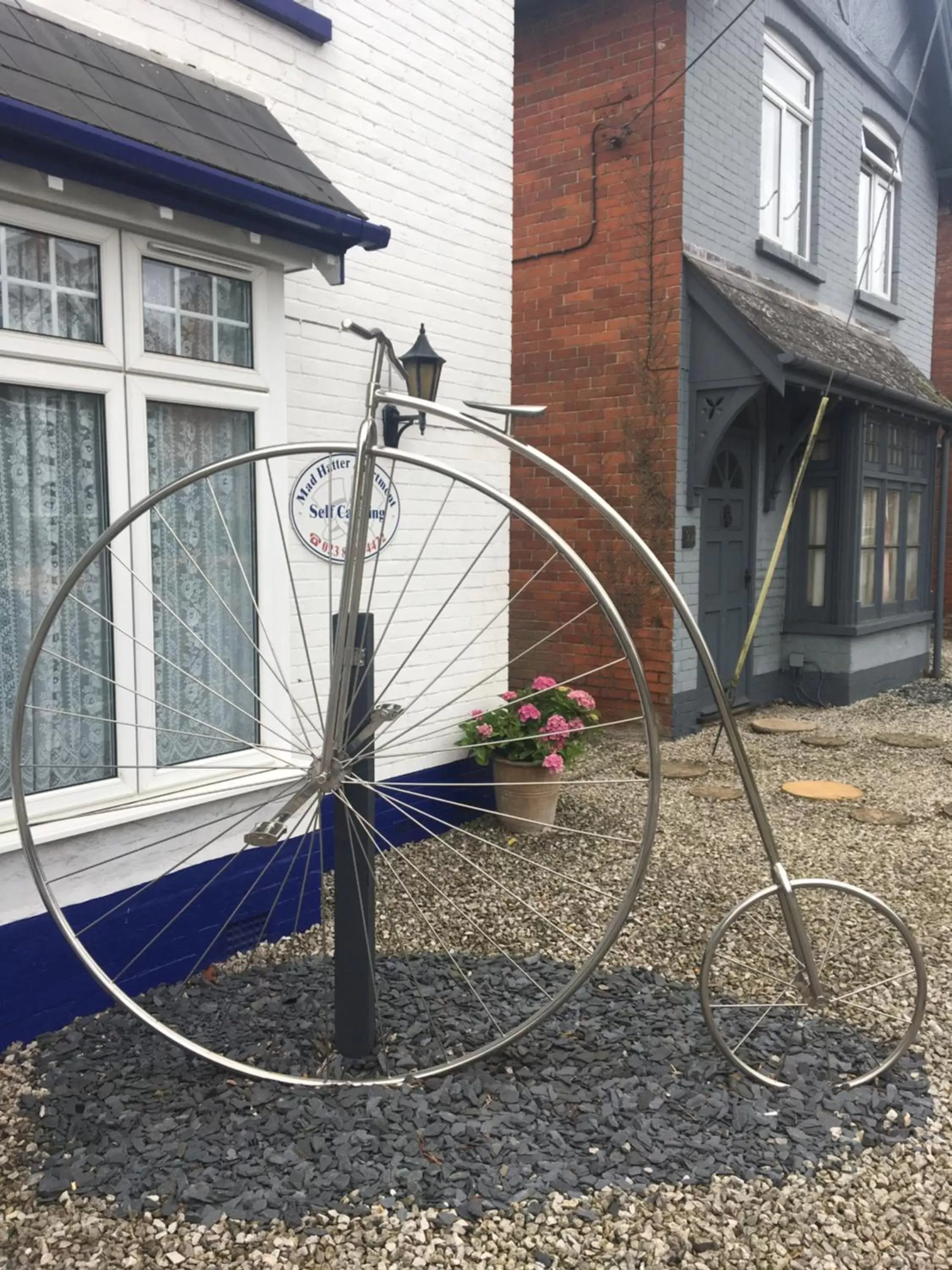 Facade/entrance, Property Building in Penny Farthing Hotel & Cottages