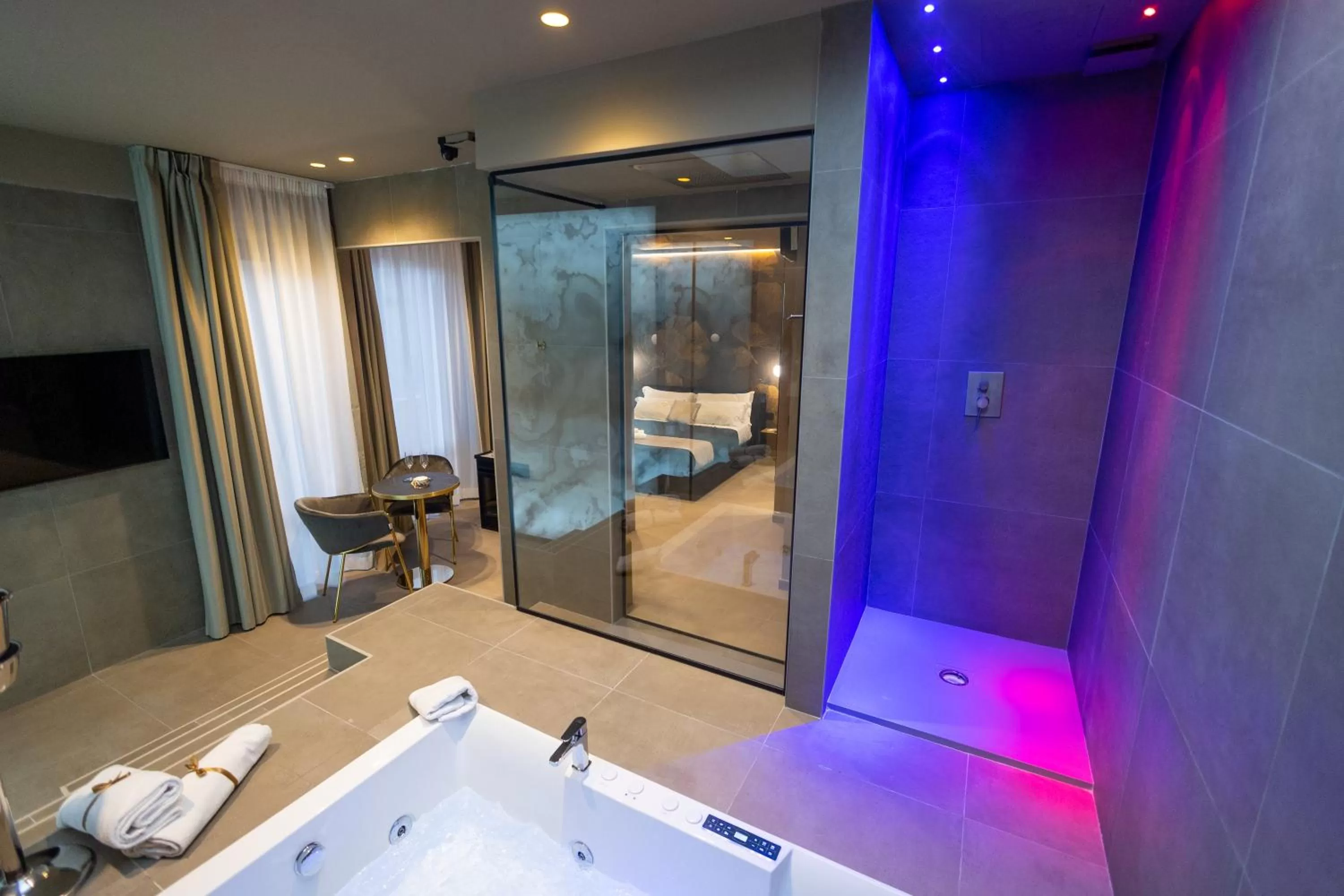 Bathroom in GOLD SUITE&SPA