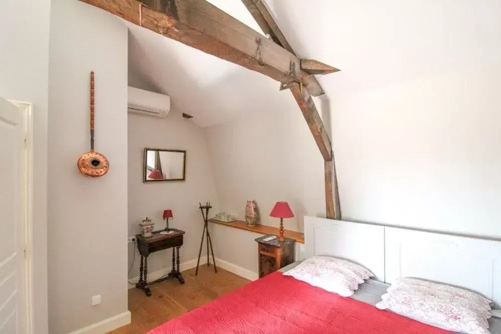 Triple Room with Private Bathroom in La Jariette Triple Room with Private Bathroom in La Jariette