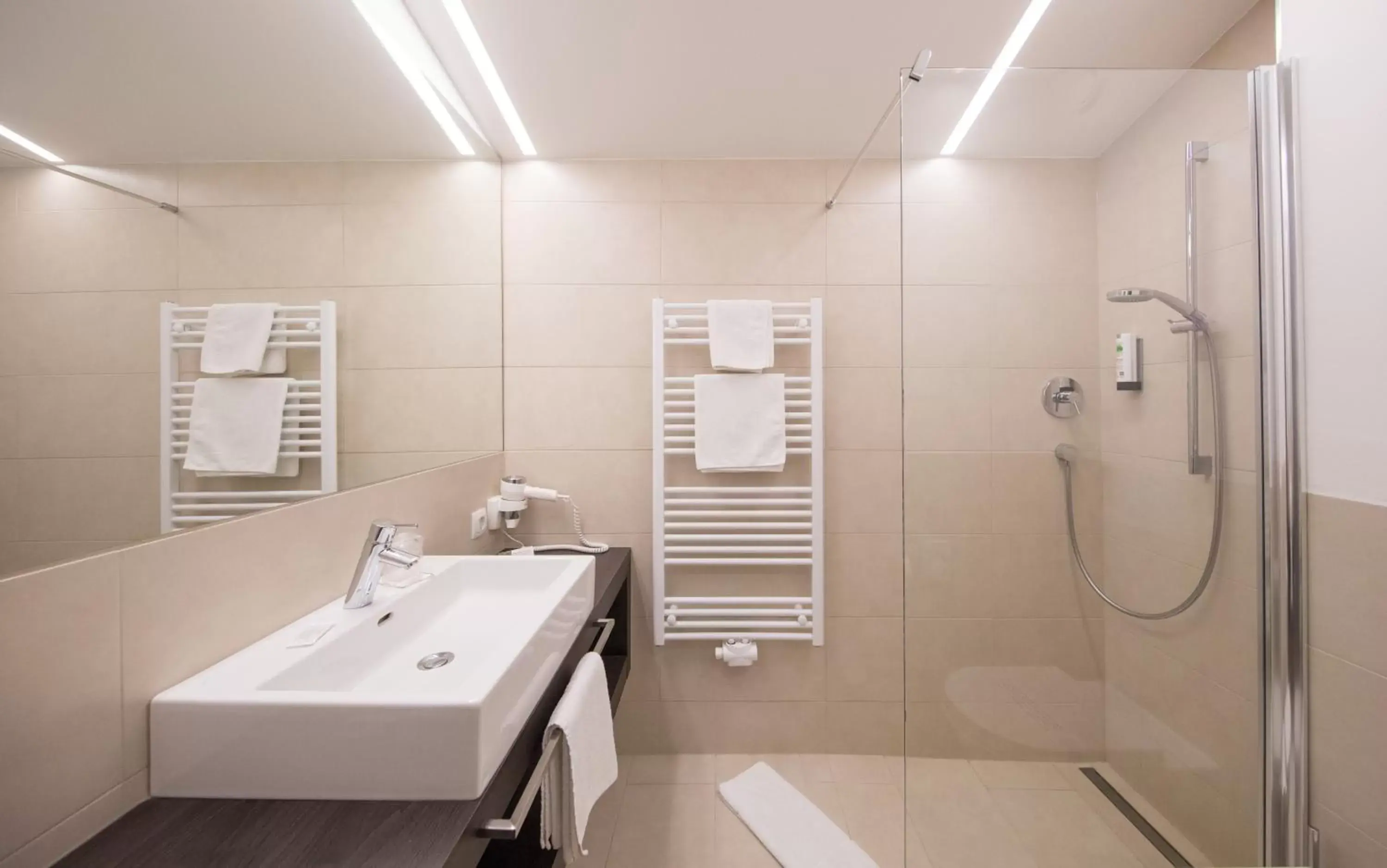 Single Room in VAYA Zell am See Single Room in VAYA Zell am See