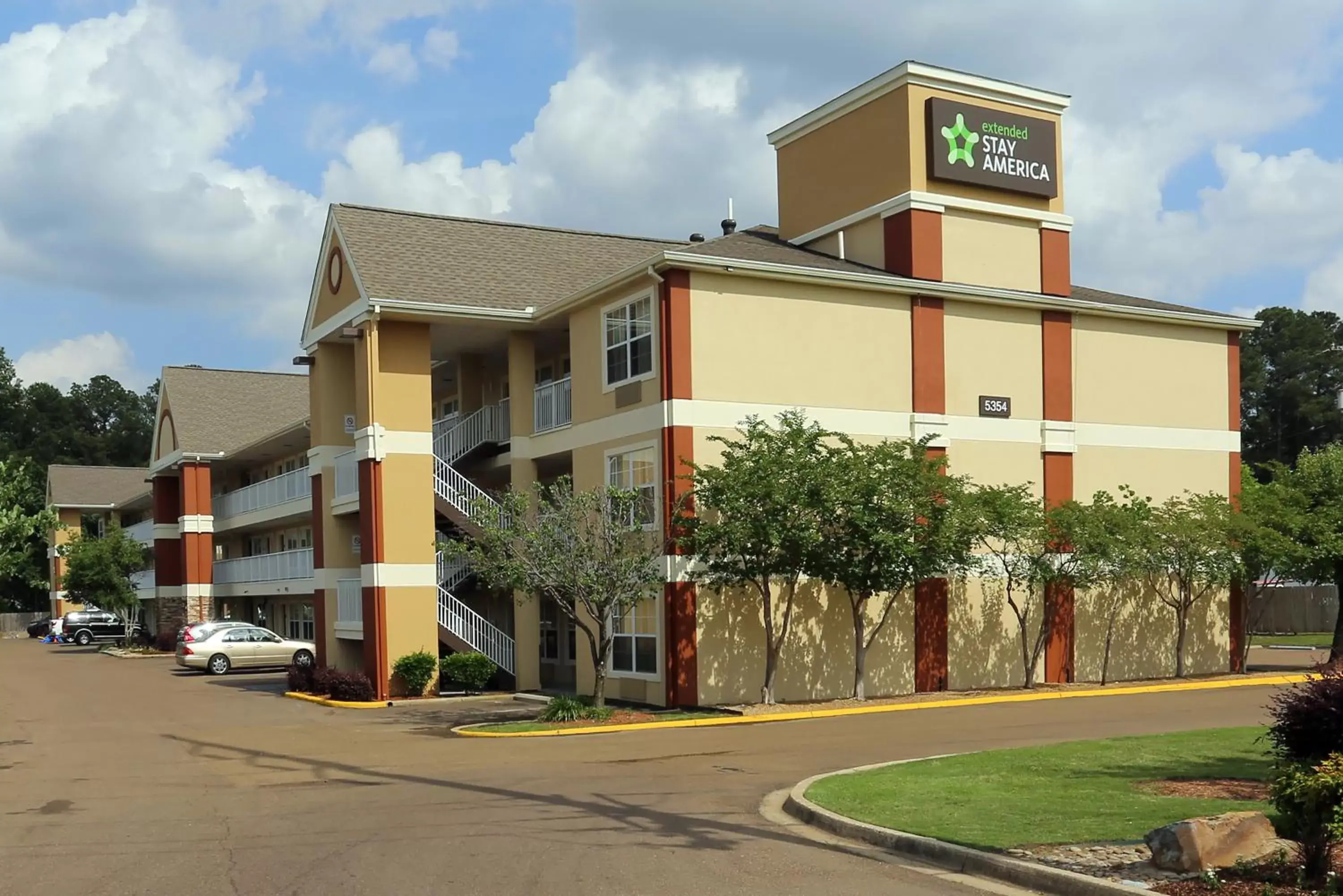 Property Building in Extended Stay America Suites - Jackson - North