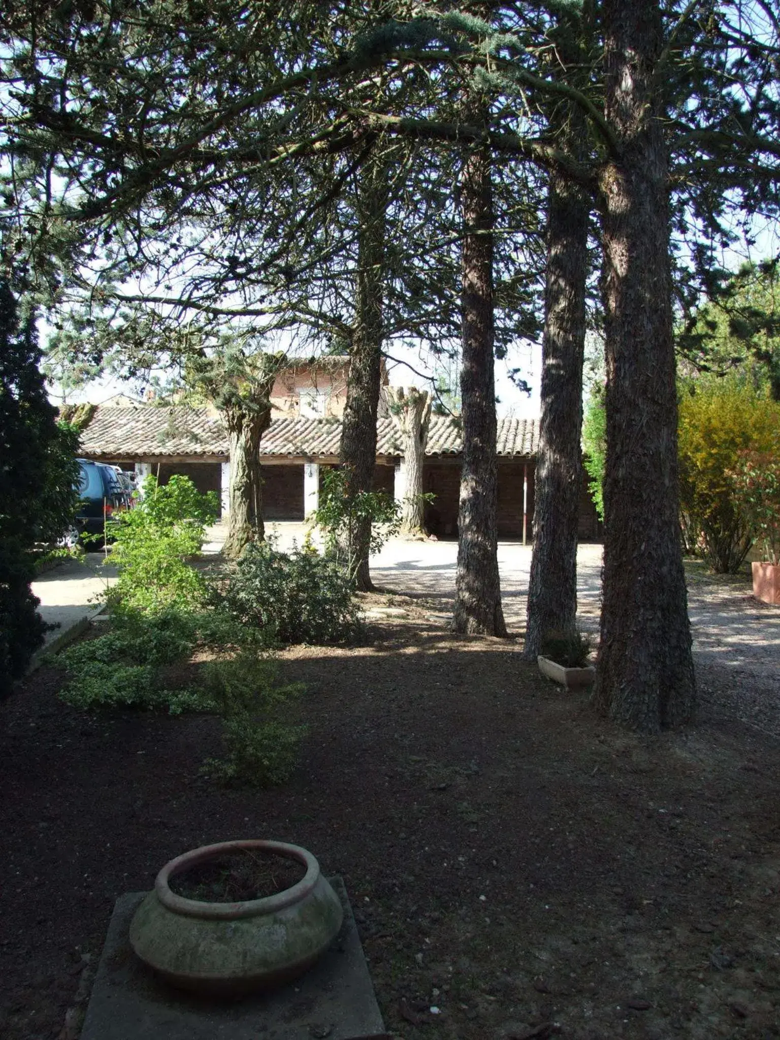 Facade/entrance, Garden in Logis Hotel L'Occitan