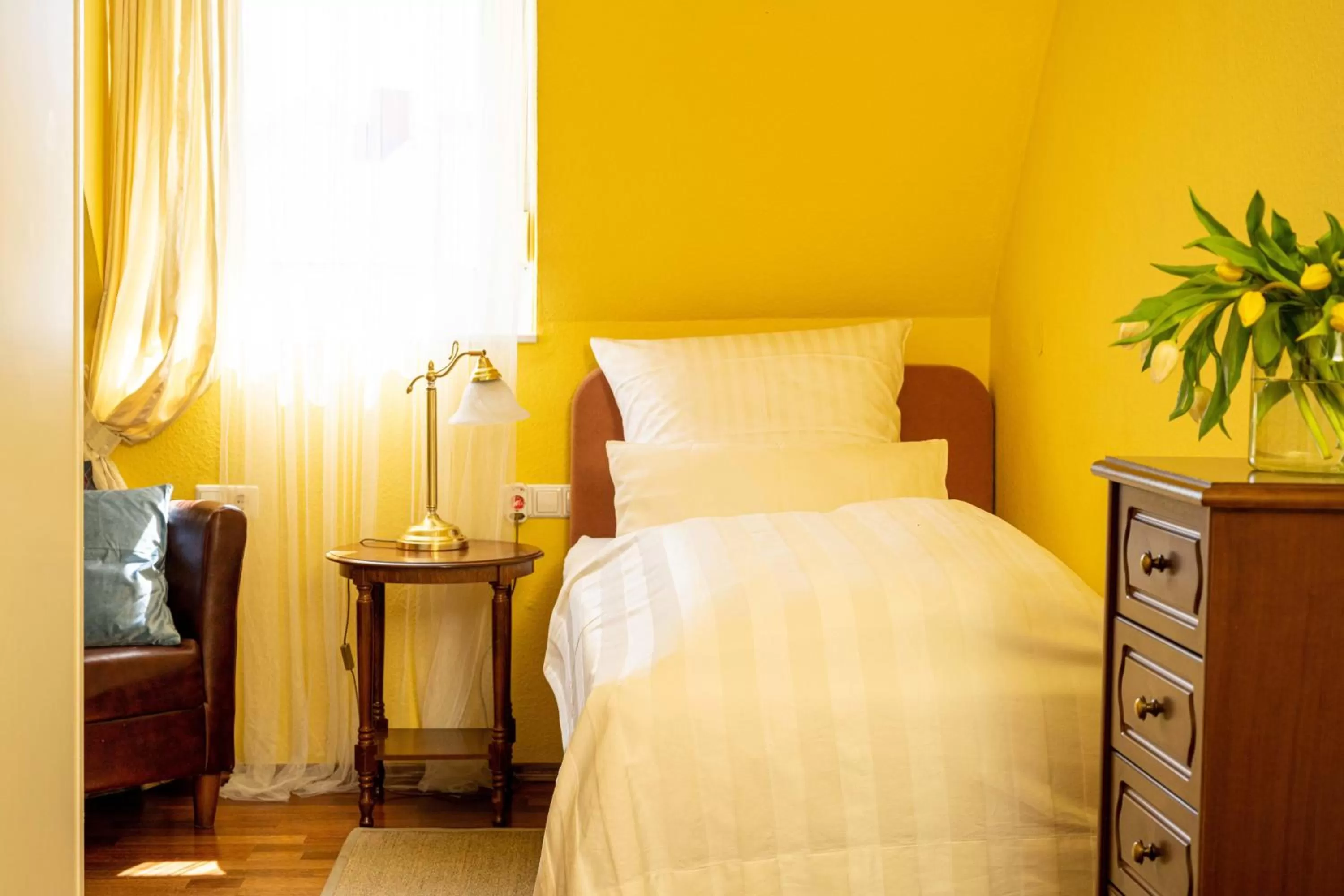 Bed in Hotel Krone Laupheim