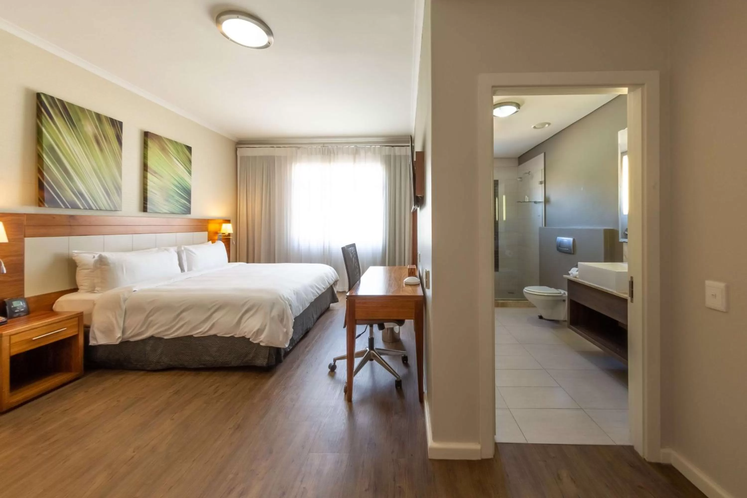 Bedroom, Bed in DoubleTree by Hilton Cape Town Upper Eastside