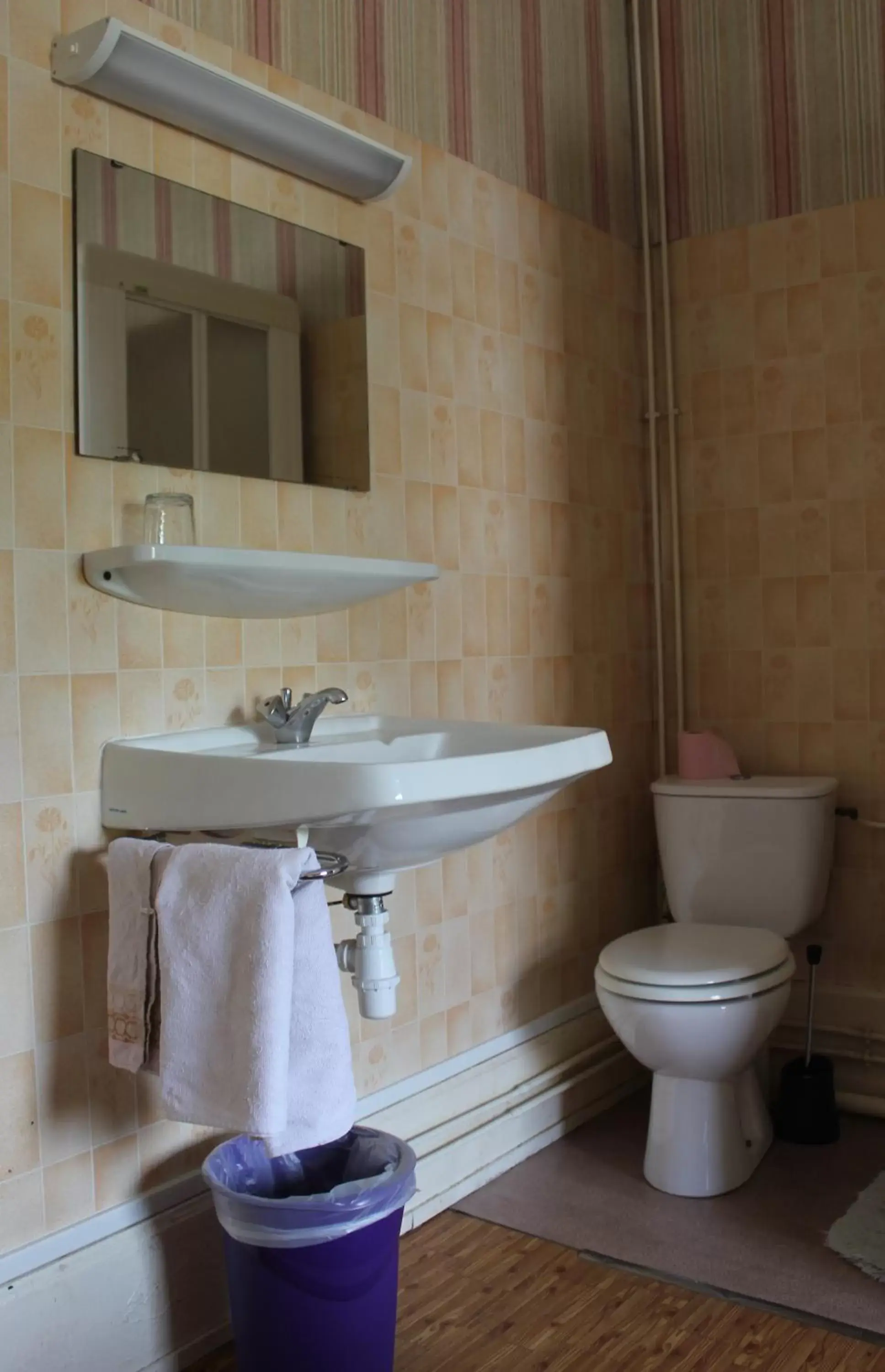 Bathroom in L Etoile d'Argent