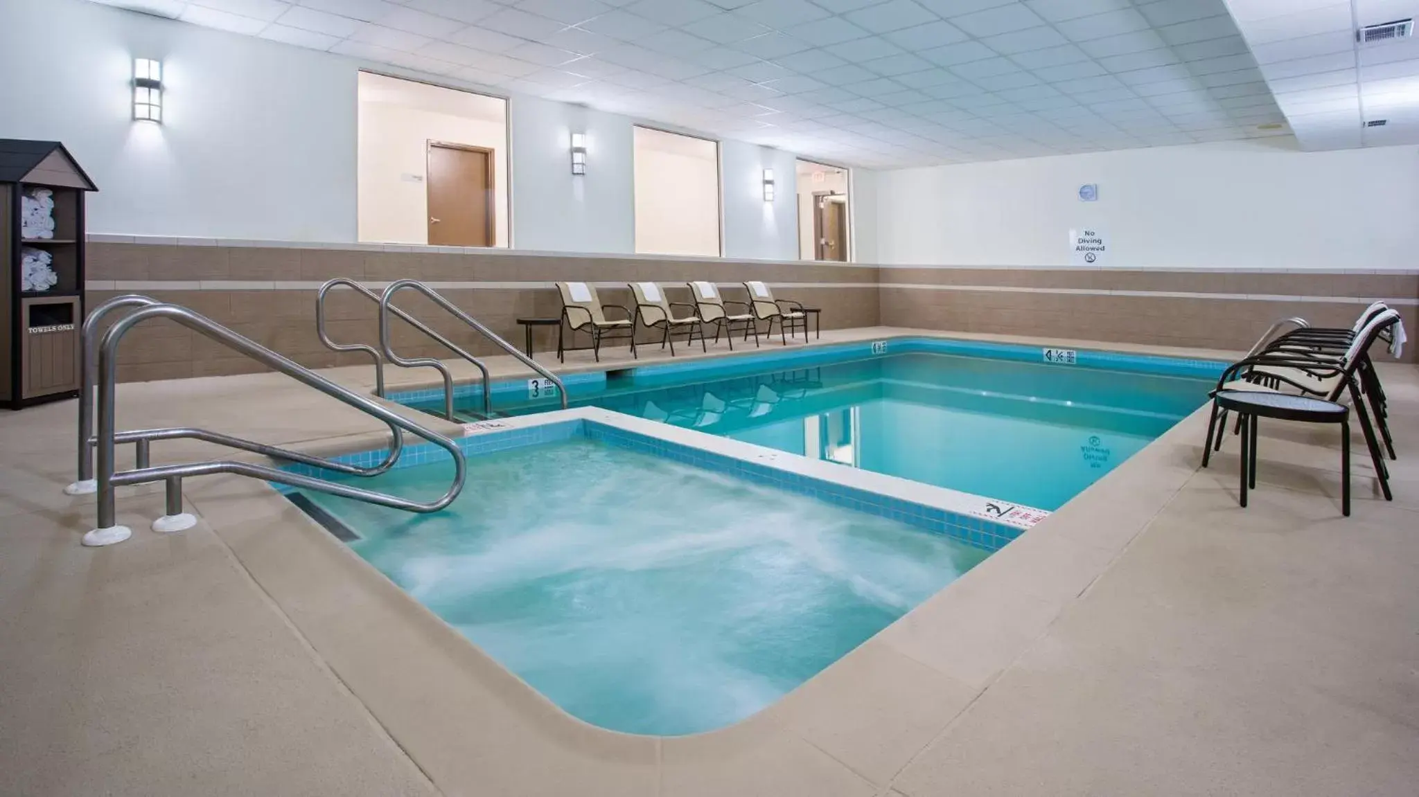 Swimming Pool in Holiday Inn Express & Suites Wyomissing, an IHG Hotel